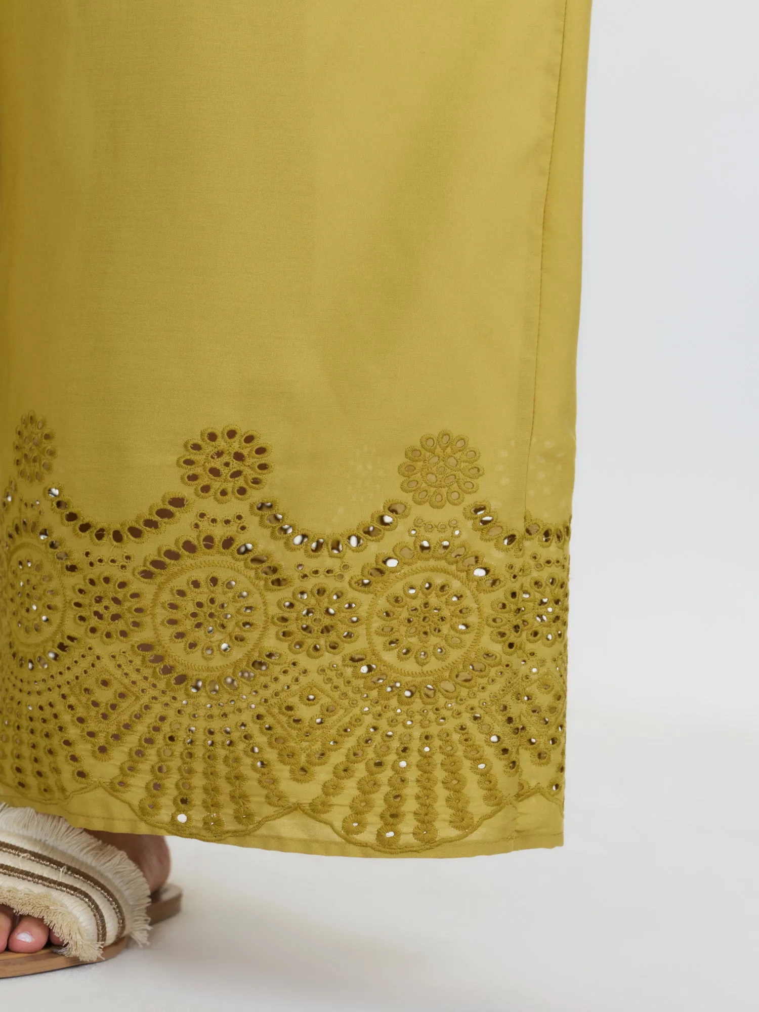 Scallop Embroidered Hem Sleeveless Jumpsuit sold by Bloomchic product image thumbnail 4