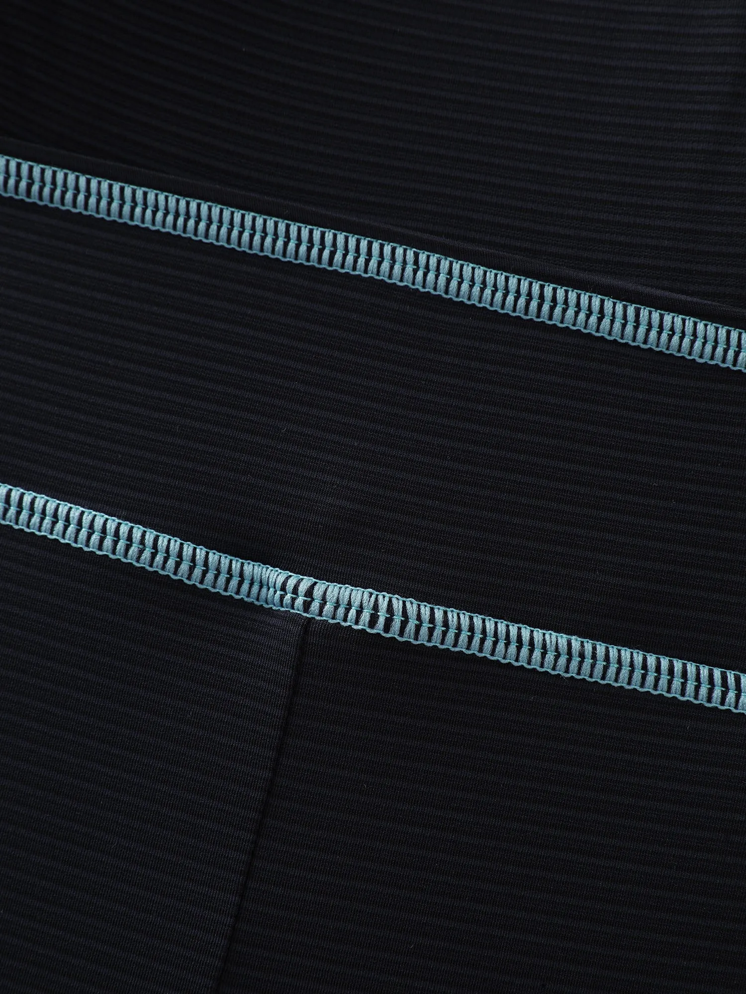 Textured Pockets Contrast Edges One-Piece Swimsuit sold by Bloomchic product image thumbnail 5