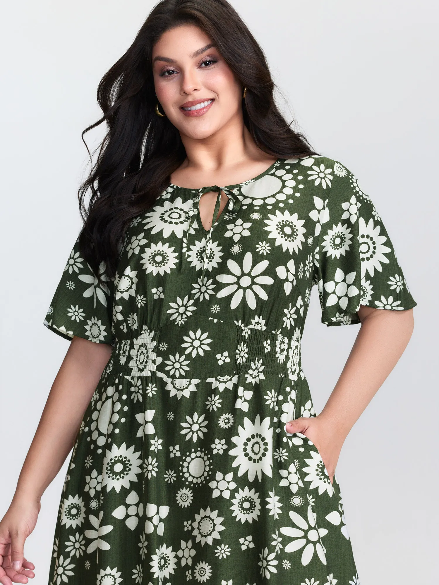 Monochrome Floral Print Shirred Midi Dress sold by Bloomchic product image thumbnail 2