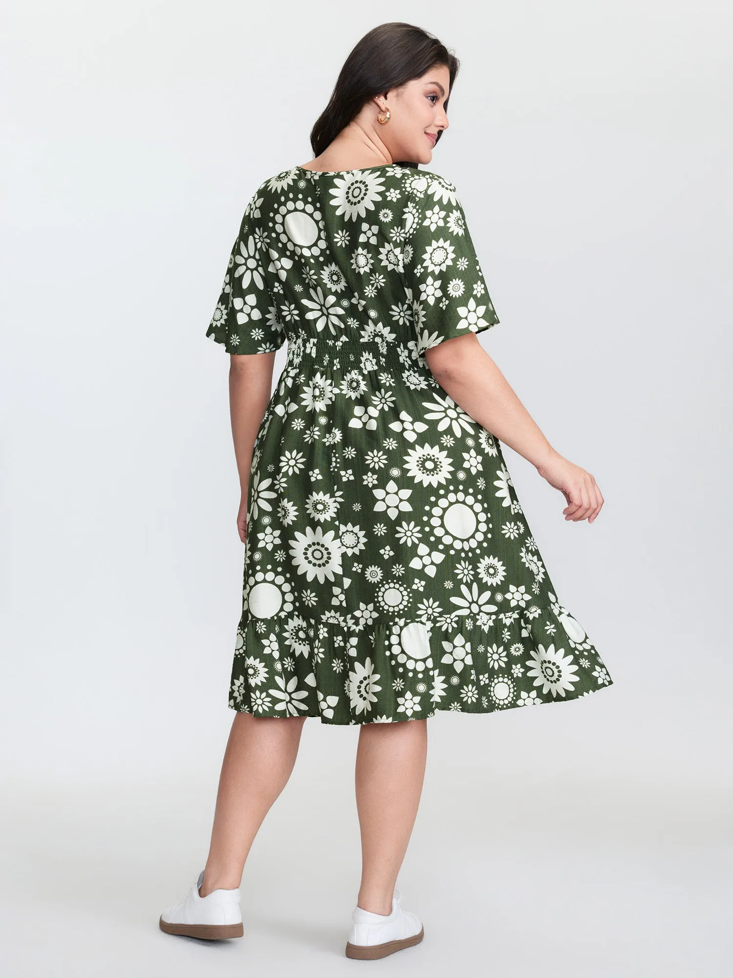 Monochrome Floral Print Shirred Midi Dress sold by Bloomchic product image thumbnail 5