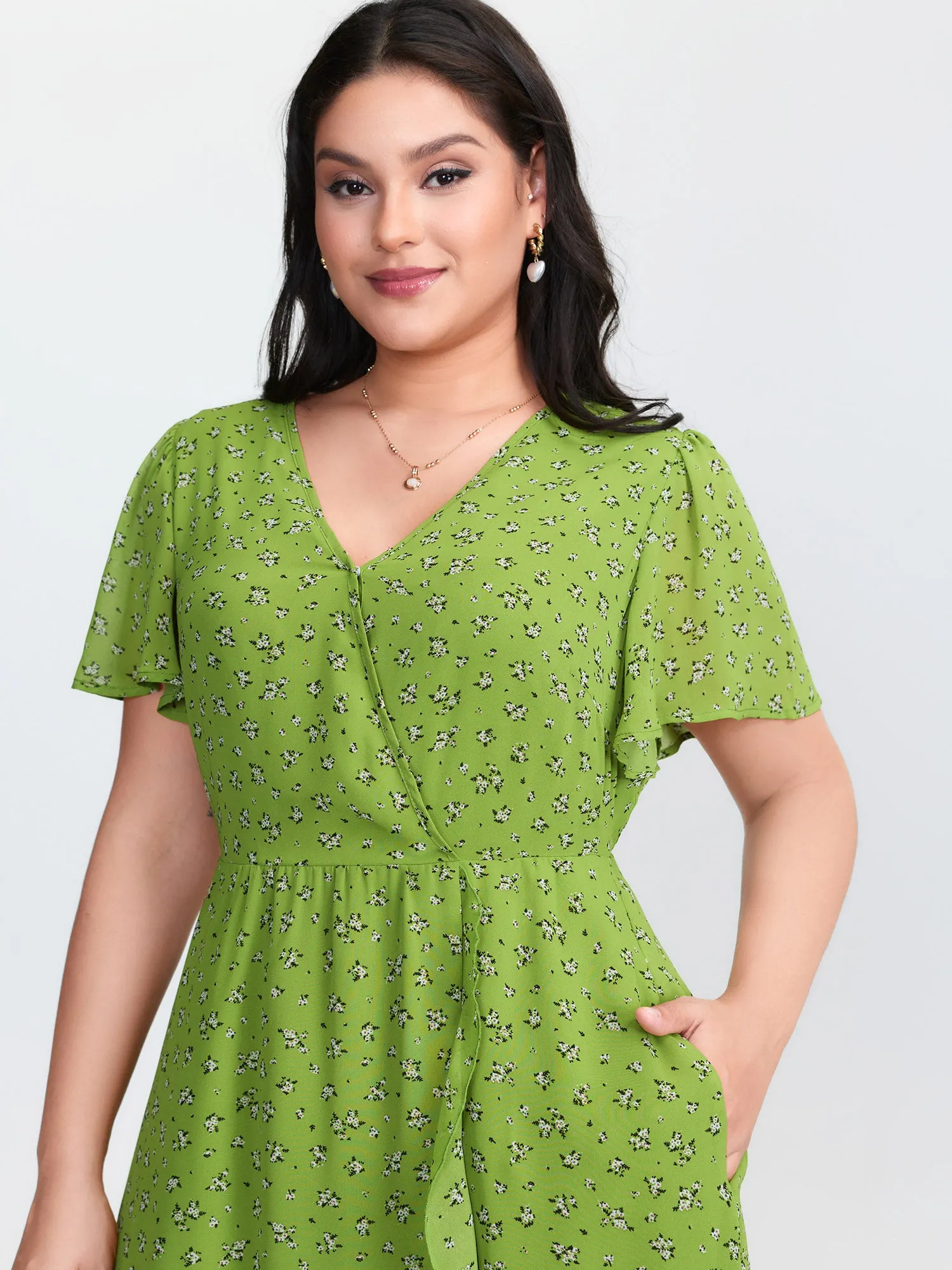 Floral Print Wrap Neck Ruffled Edge Midi Dress sold by Bloomchic product image thumbnail 2