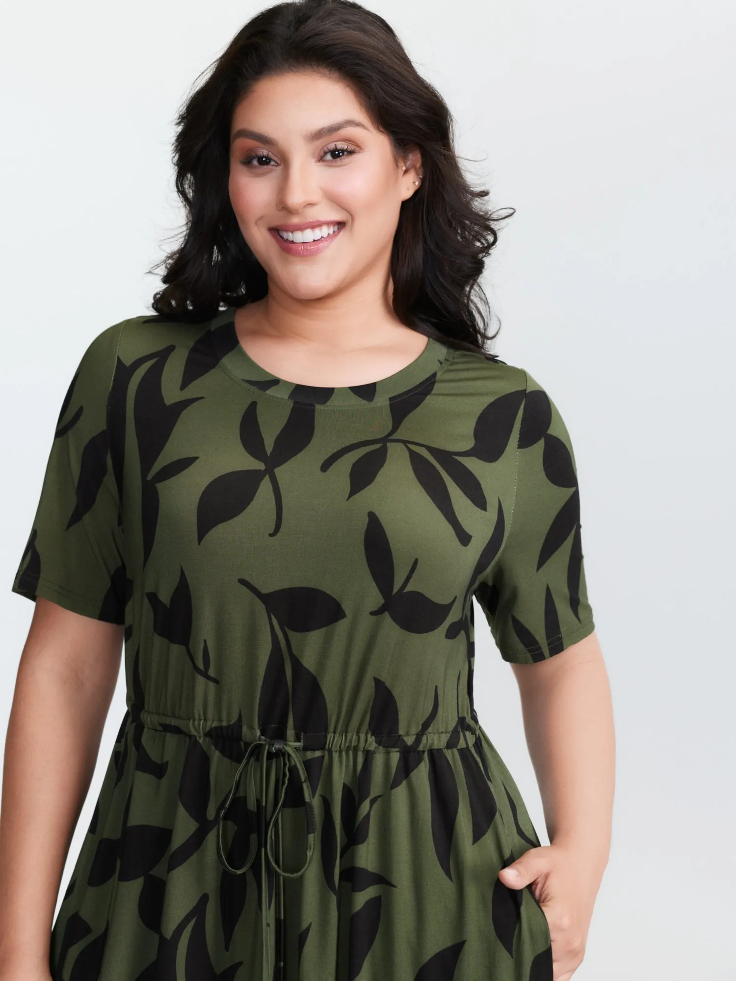 Stretchy Floral Print Waist Tie Midi Dress sold by Bloomchic product image thumbnail 2