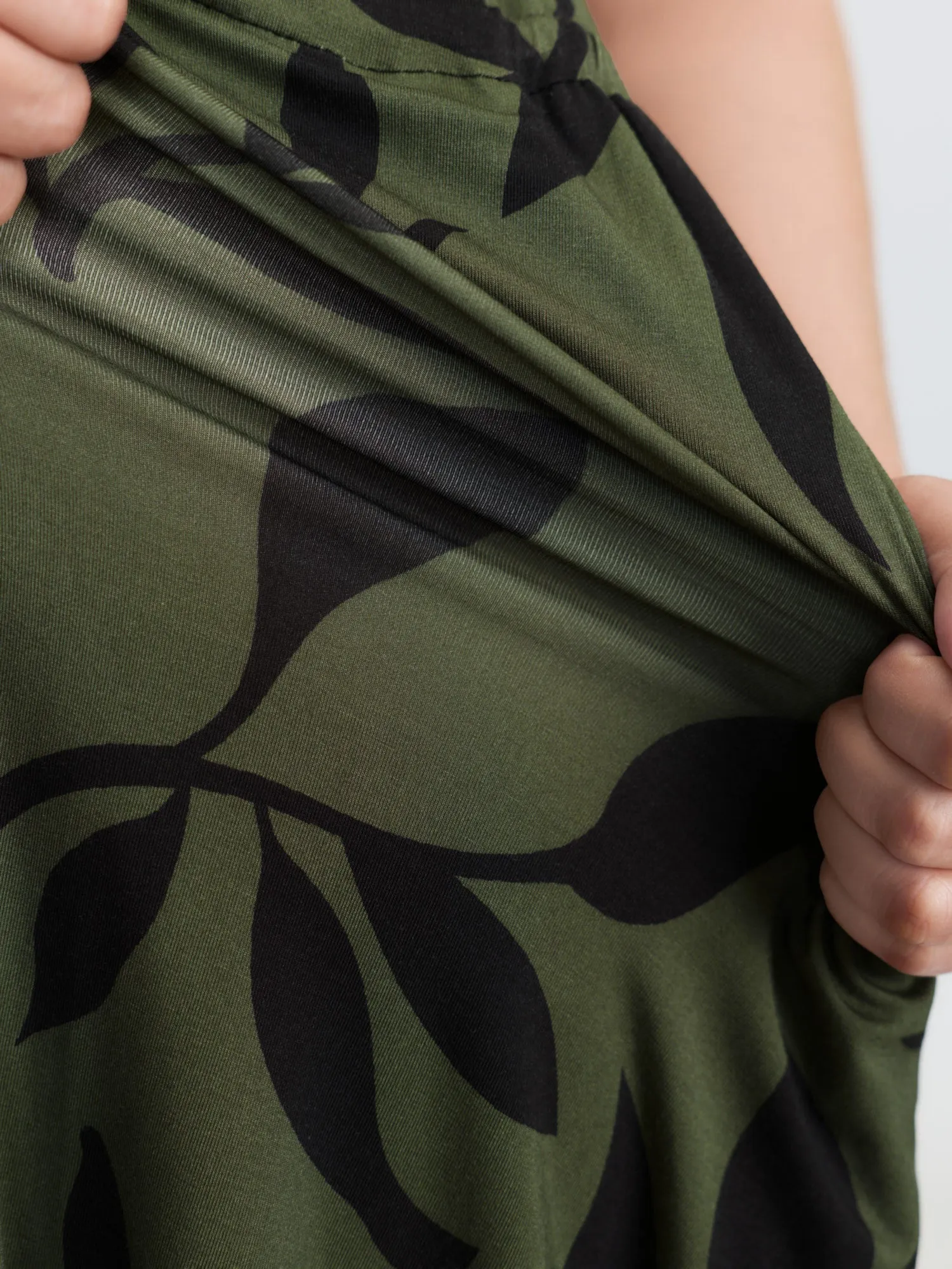 Stretchy Floral Print Waist Tie Midi Dress sold by Bloomchic product image thumbnail 4