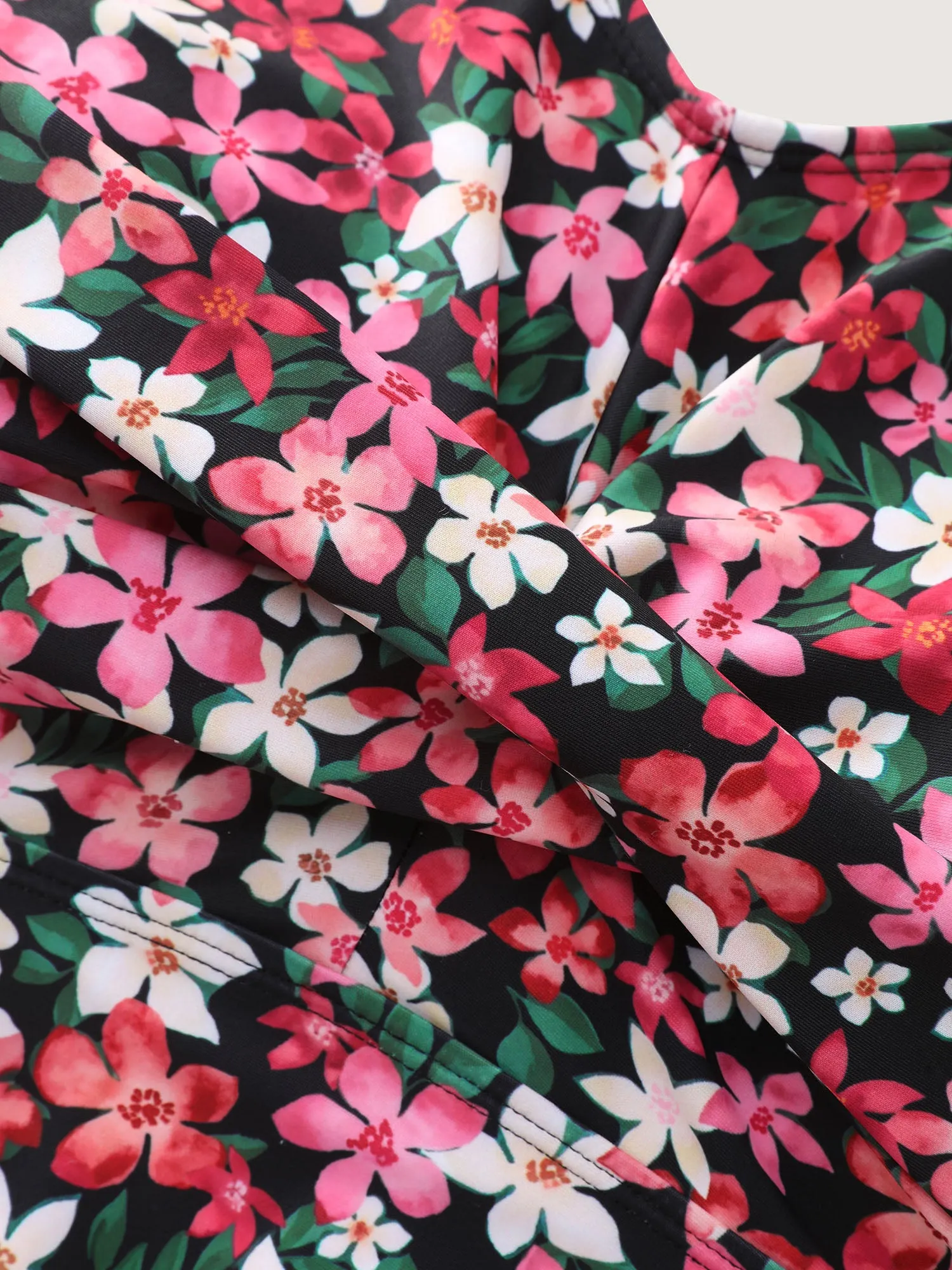 Floral Print Flutter Sleeve Swim Top sold by Bloomchic product image thumbnail 5