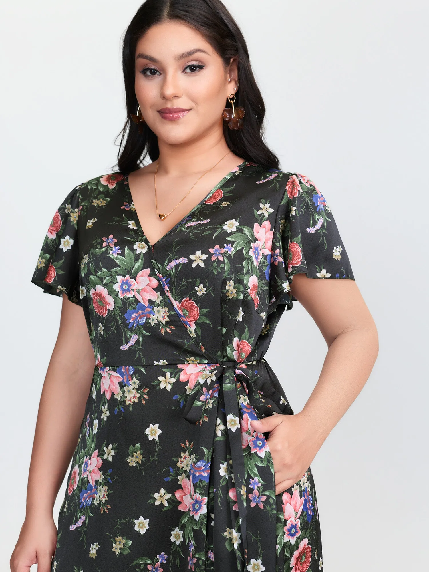 Floral Print Wrap Neckline Slit Midi Dress sold by Bloomchic product image thumbnail 2