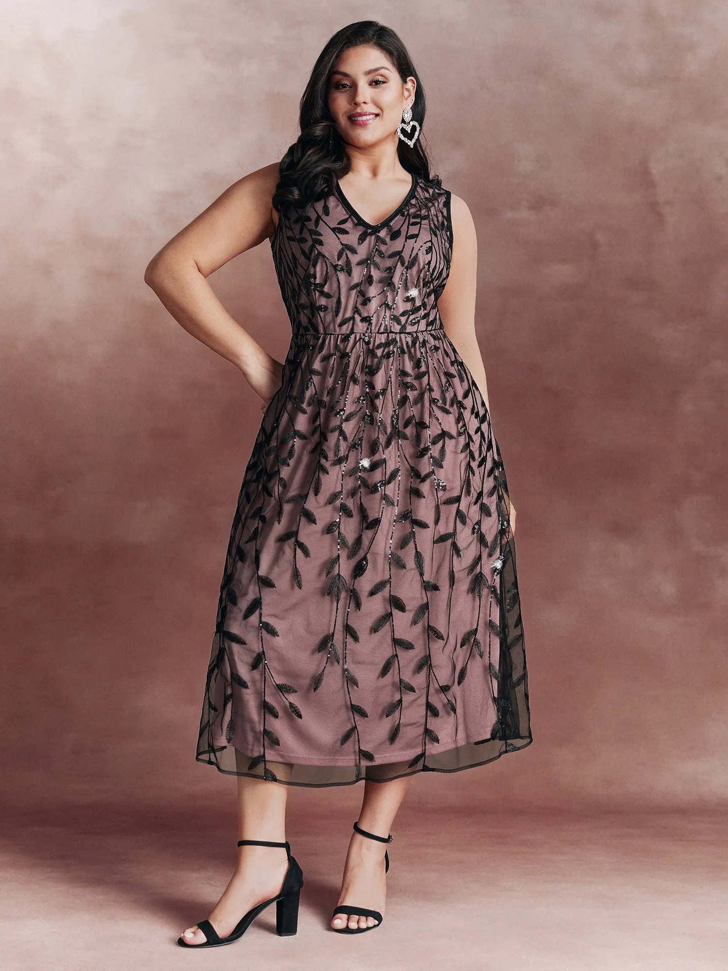 Sequin Embroidery Color Contrast V-Neck Midi Dress sold by Bloomchic product image thumbnail 3