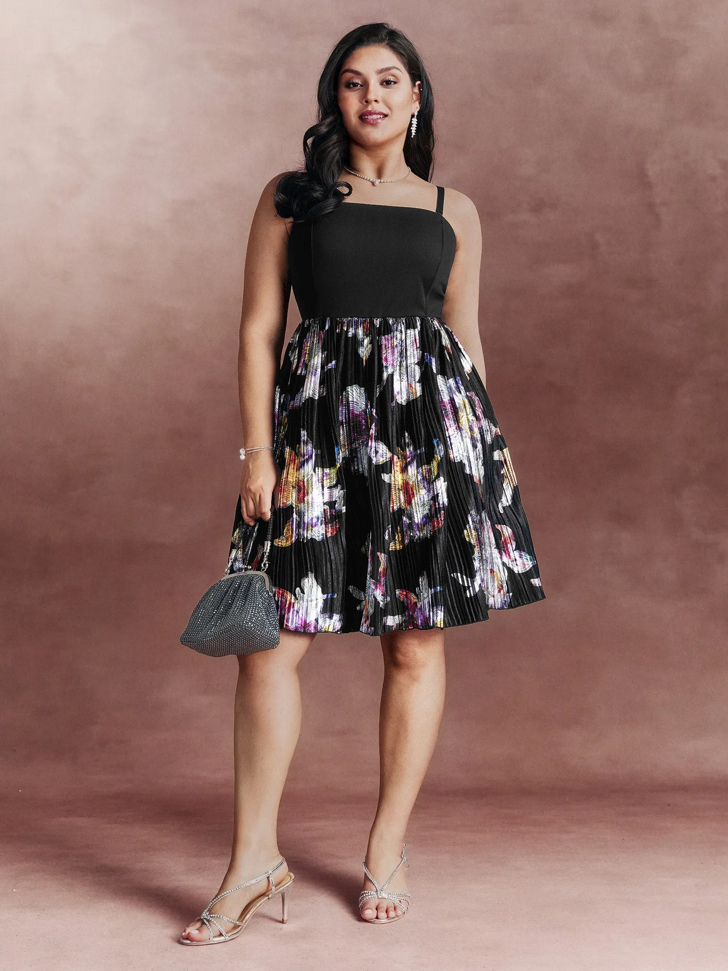 Floral Pleated Detachable Straps Contrast Mini Dress sold by Bloomchic product image thumbnail 4