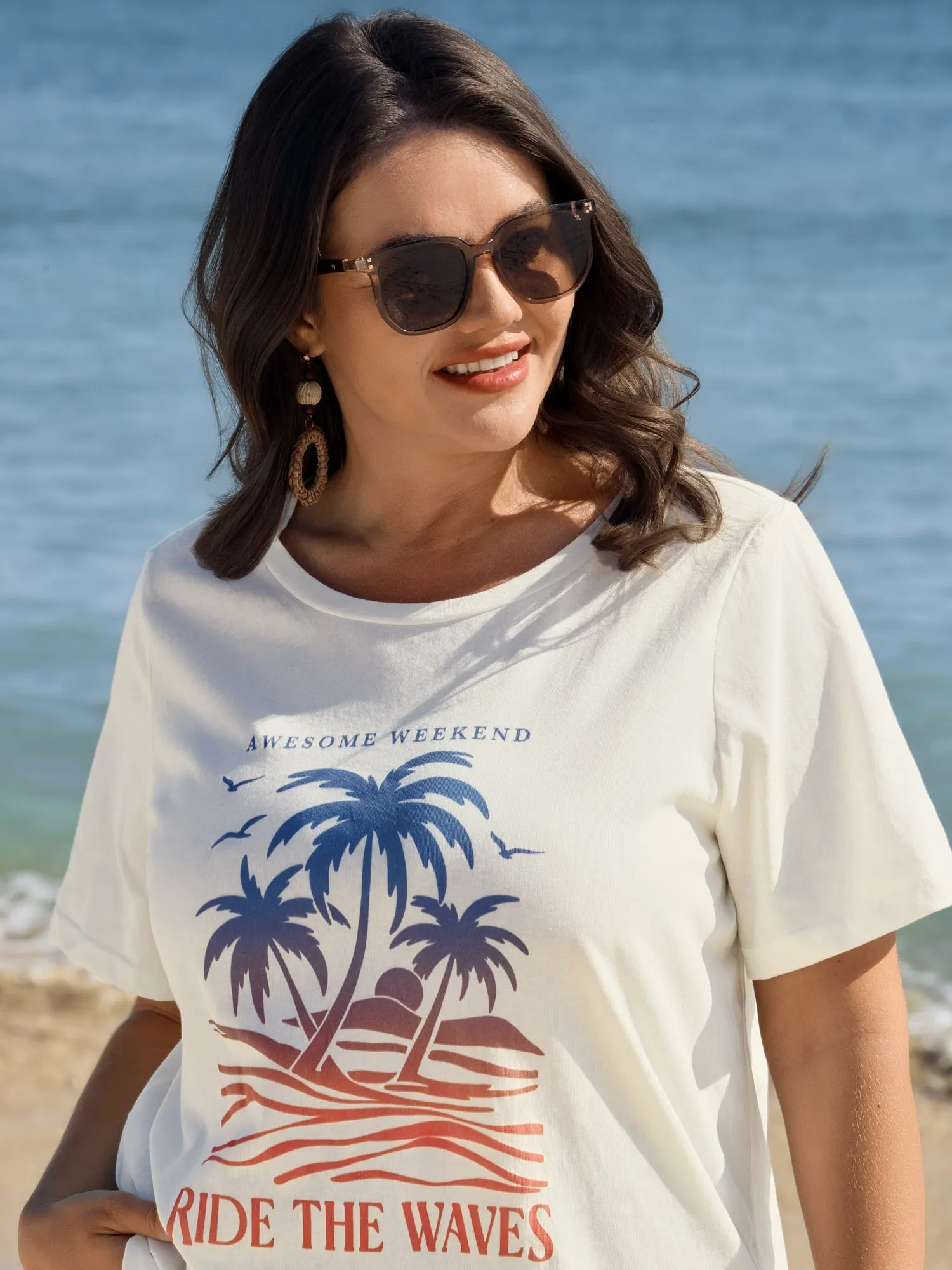 Island Print Round Neck Plain T-Shirt sold by Bloomchic product image thumbnail 2