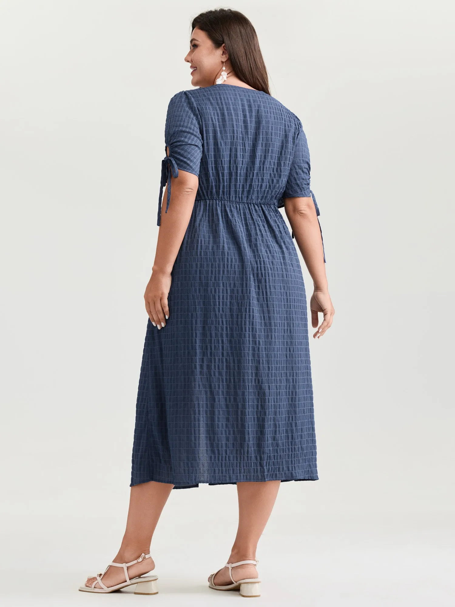 Textured Sleeve-Tie Pockets Midi Dress sold by Bloomchic product image thumbnail 4