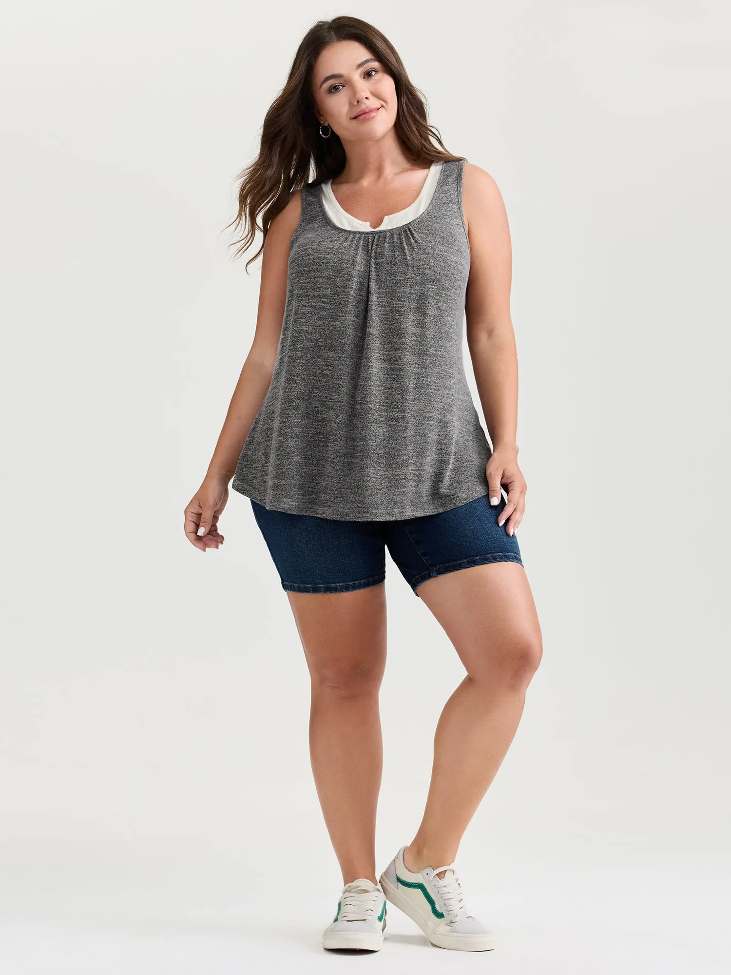 Supersoft Scoop Neckline Color Contrast Tank Top sold by Bloomchic product image thumbnail 3