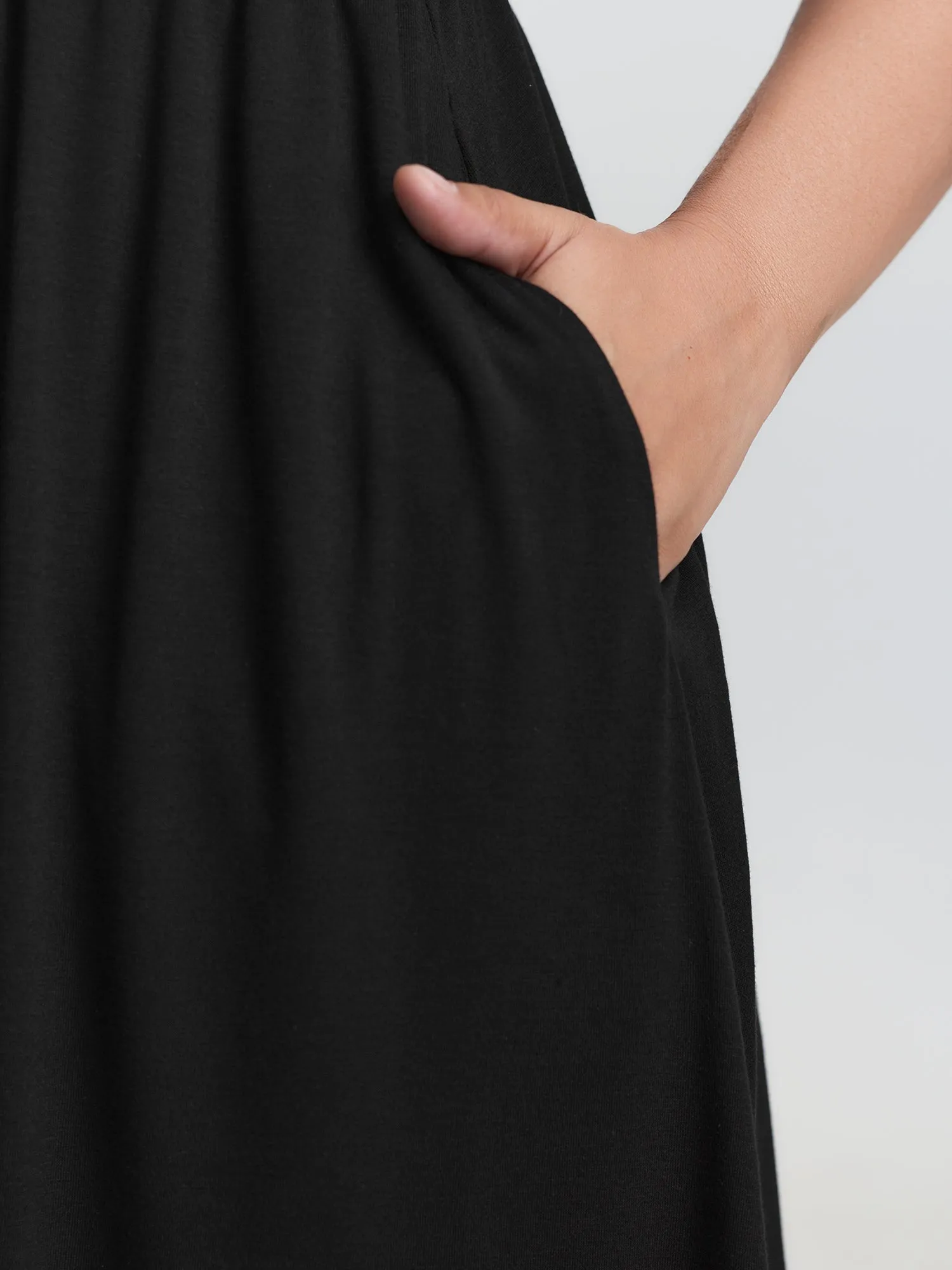 Supersoft Round Neckline Plain Midi Dress sold by Bloomchic product image thumbnail 4
