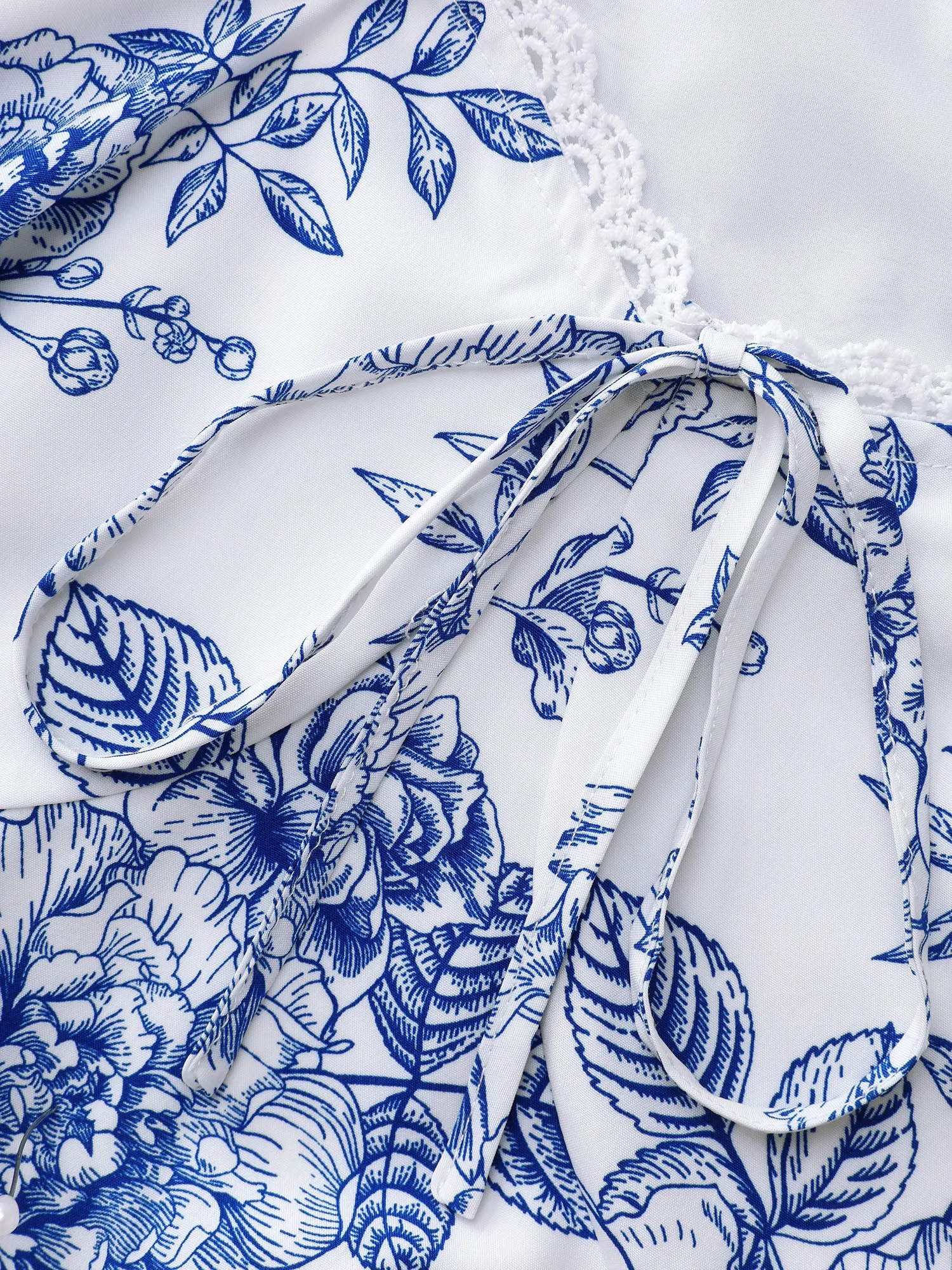 Floral Print Stretchy Waist-Defining Blouse sold by Bloomchic product image thumbnail 5