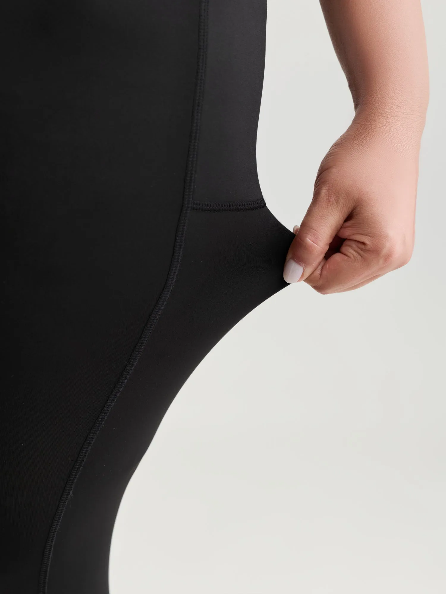 Stretchy Back Zipper Pockets Leggings sold by Bloomchic product image thumbnail 5