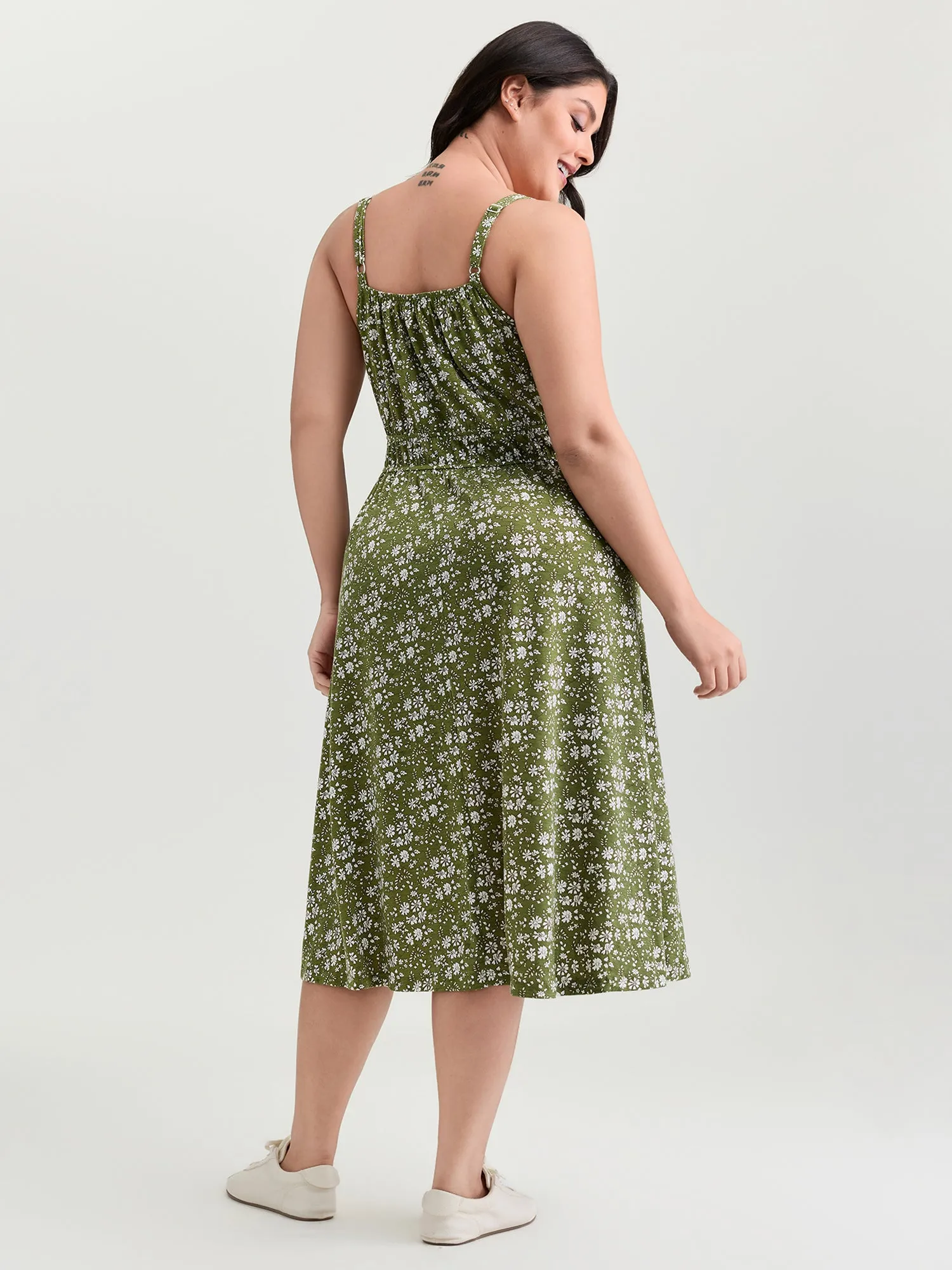 Dense Floral Print Cinched-Waist Midi Dress sold by Bloomchic product image thumbnail 4