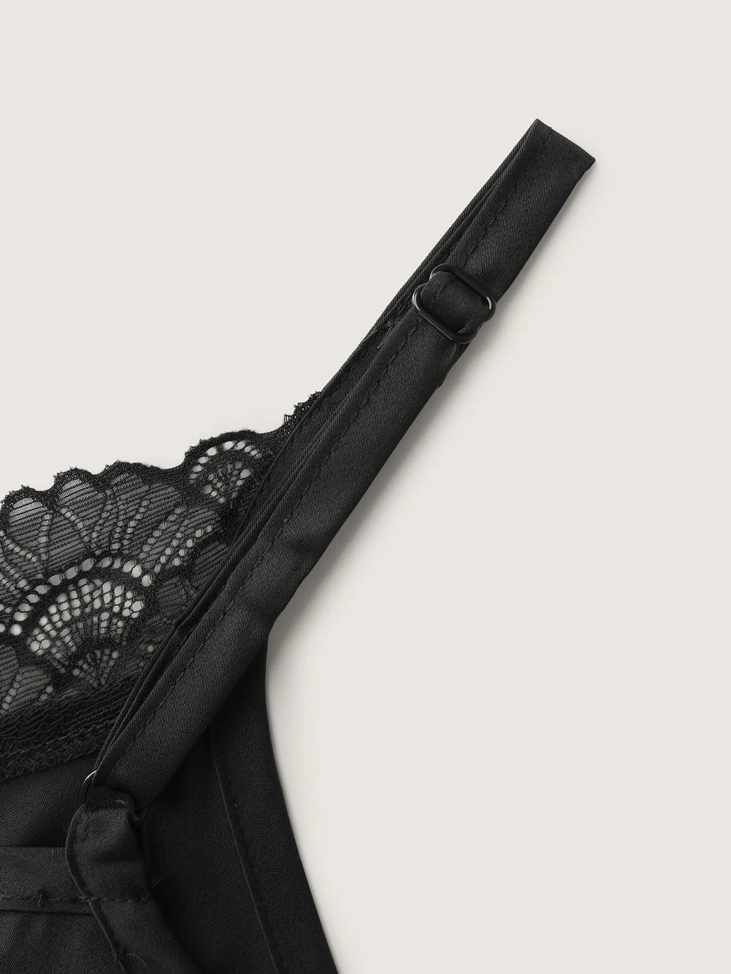 Flirty Lace Neckline Plain Tank Top sold by Bloomchic product image thumbnail 5