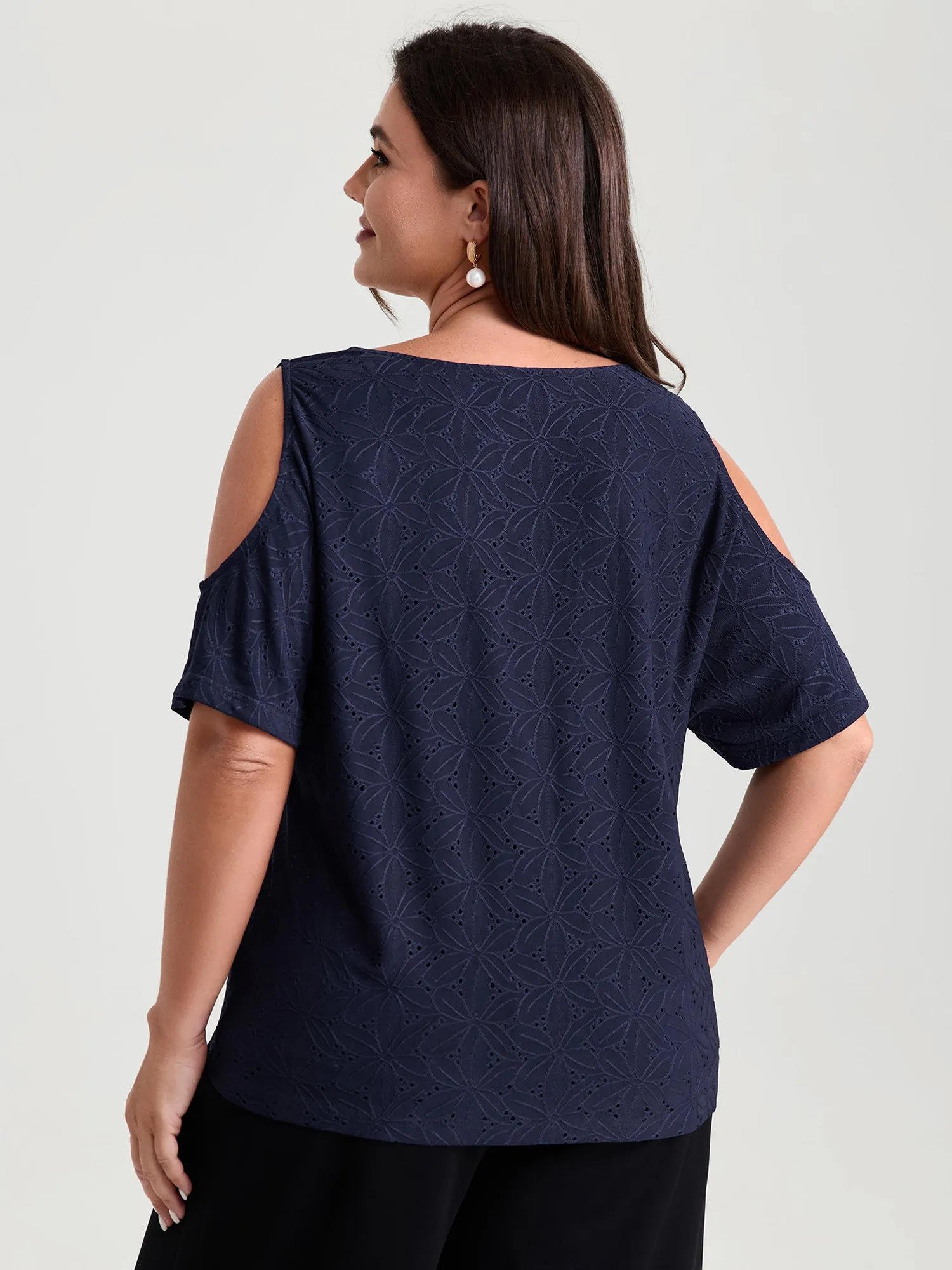 Textured Cut-Out Shoulder Stretch Knit Top sold by Bloomchic product image thumbnail 4