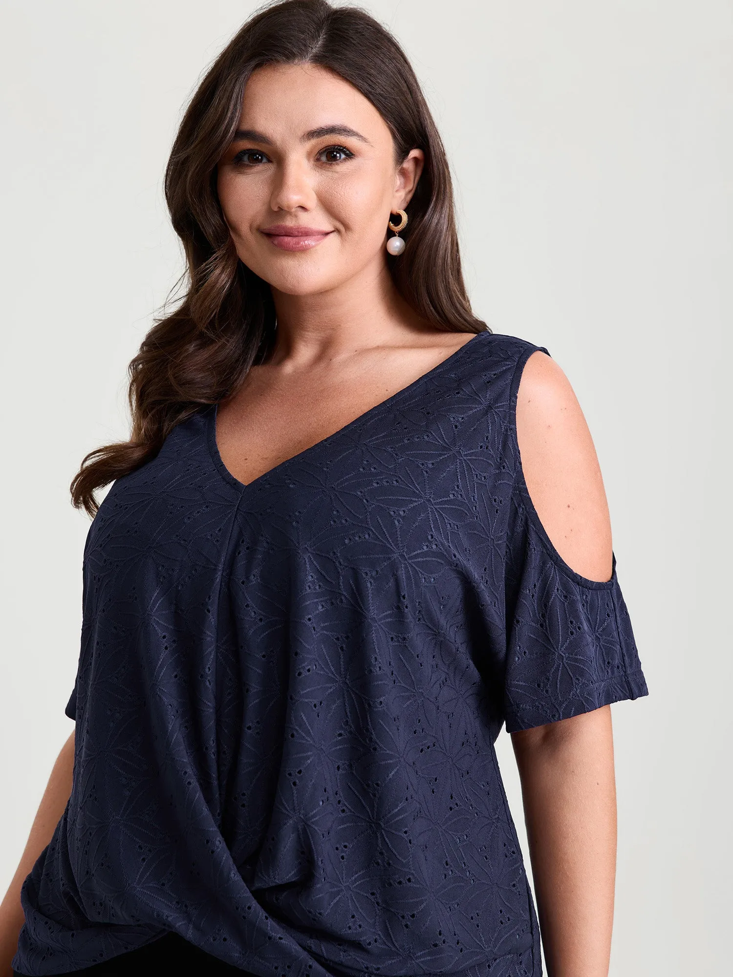 Textured Cut-Out Shoulder Stretch Knit Top sold by Bloomchic product image thumbnail 2