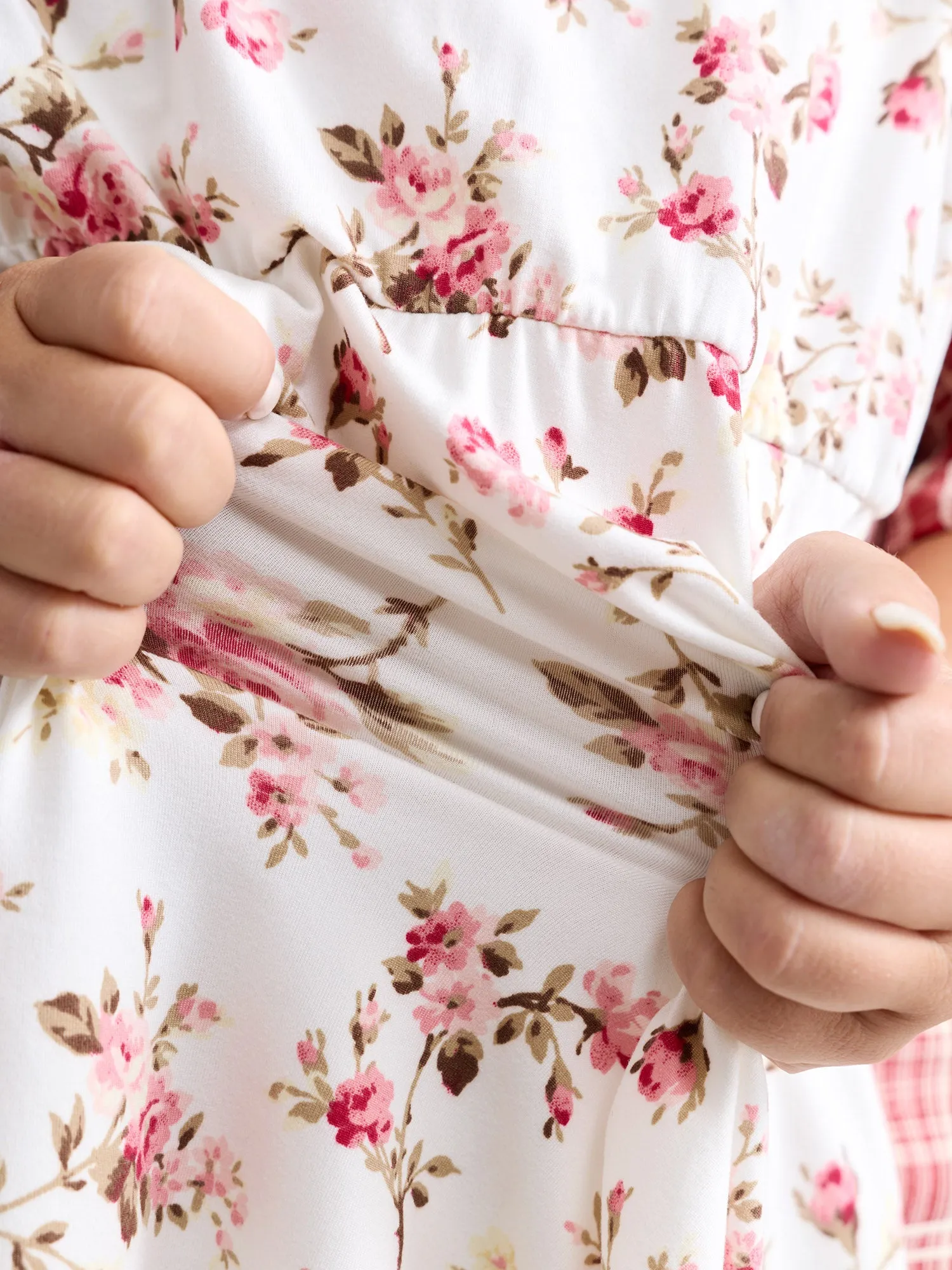 Cute Floral Print Stretchy Knit Top sold by Bloomchic product image thumbnail 3