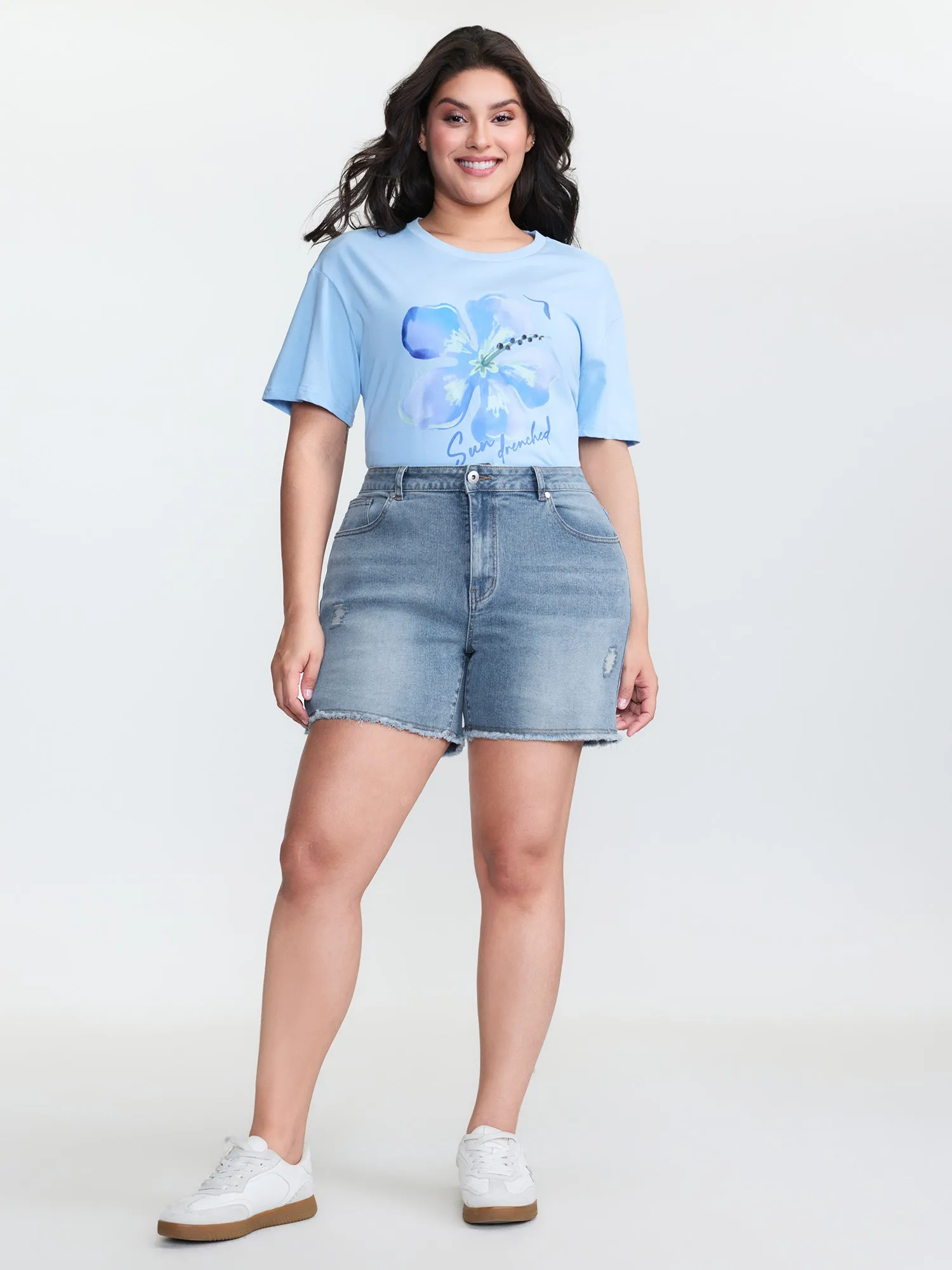 Faded Mid-Rise Stretchy Denim Shorts sold by Bloomchic product image thumbnail 2