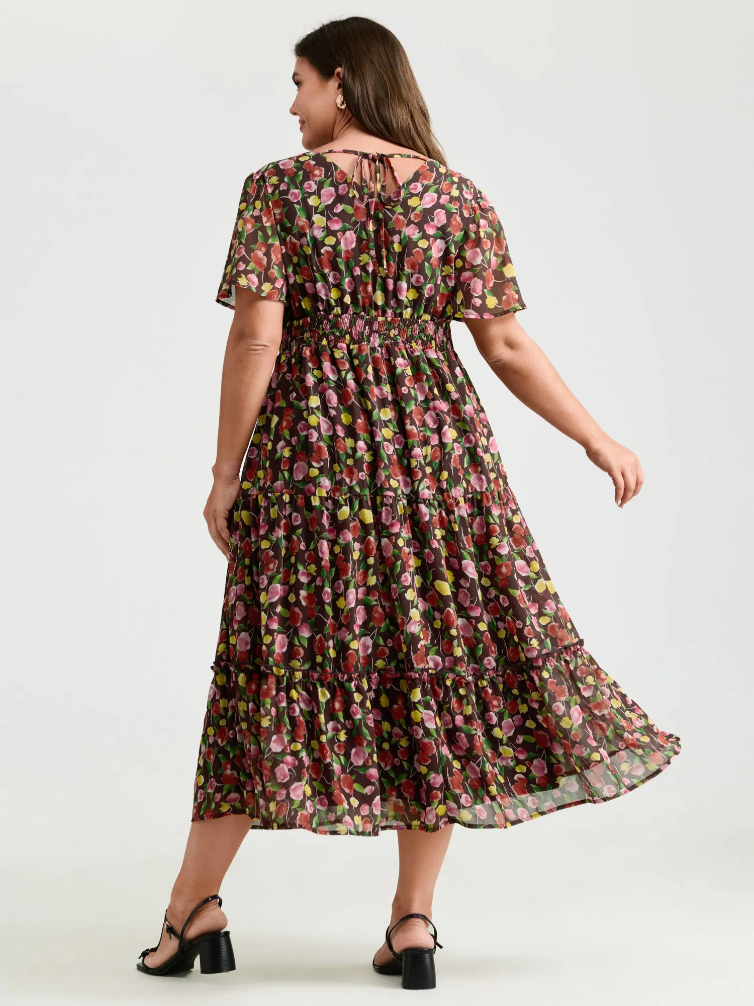 Vacation-Ready Floral Print Back-Tie Midi Dress sold by Bloomchic product image thumbnail 4