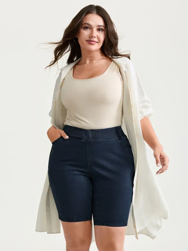 Elastic Back Waistband Skinny-Fit Denim Shorts made by Bloomchic