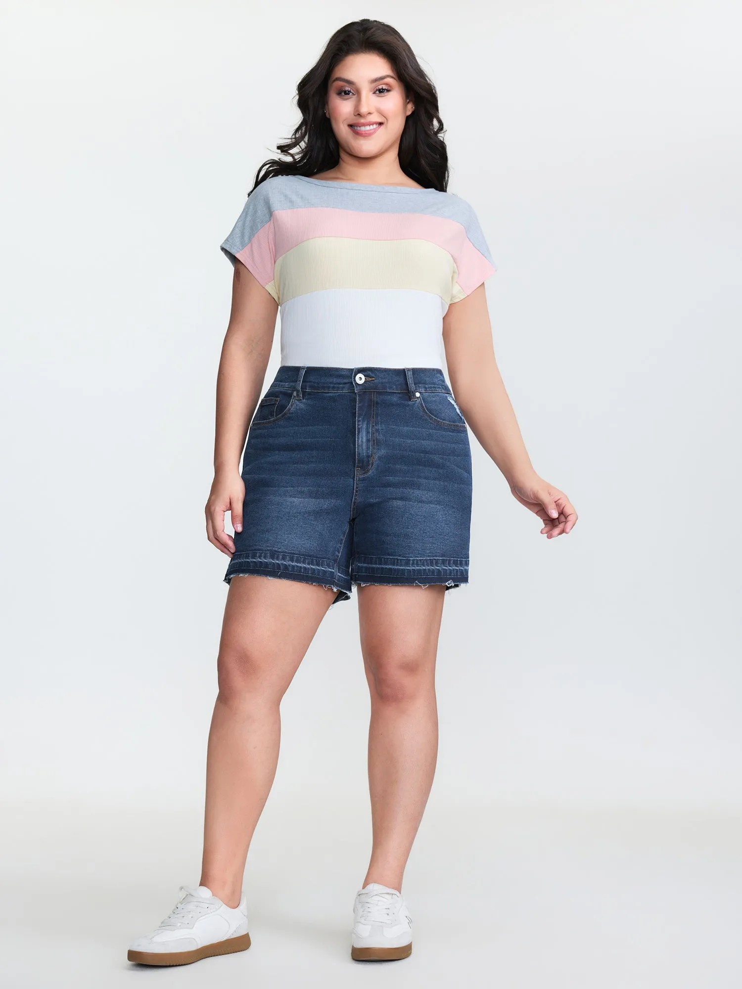 Stretchy Waist Ripped Hem Denim Shorts sold by Bloomchic product image thumbnail 2