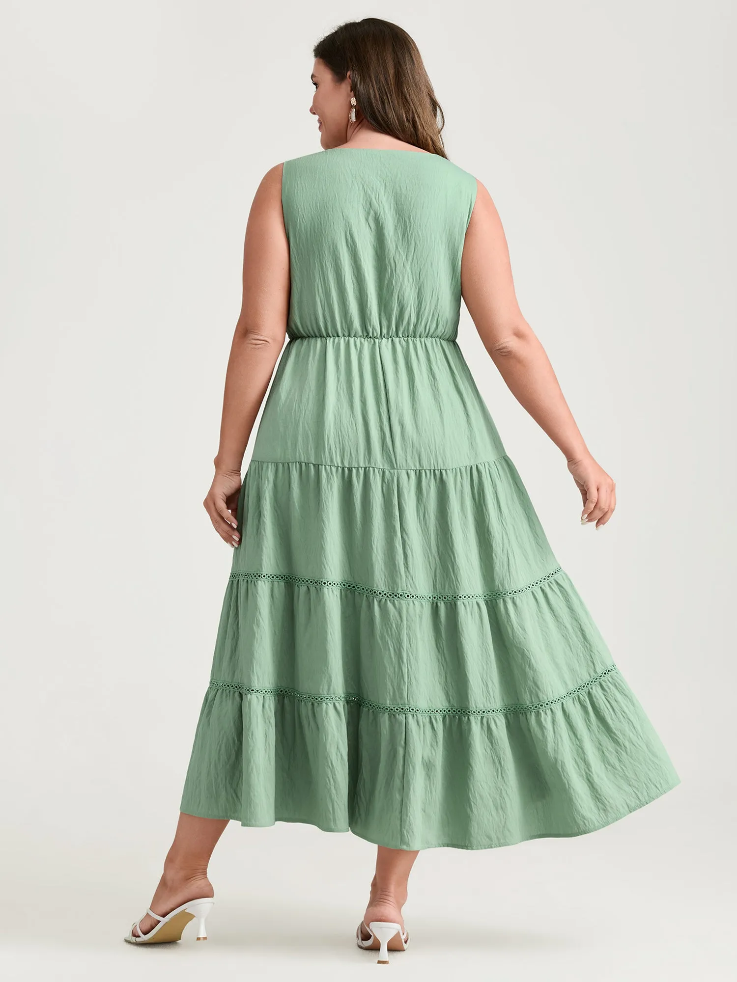 Lace Trim Sleeveless Tiered Maxi Dress sold by Bloomchic product image thumbnail 4