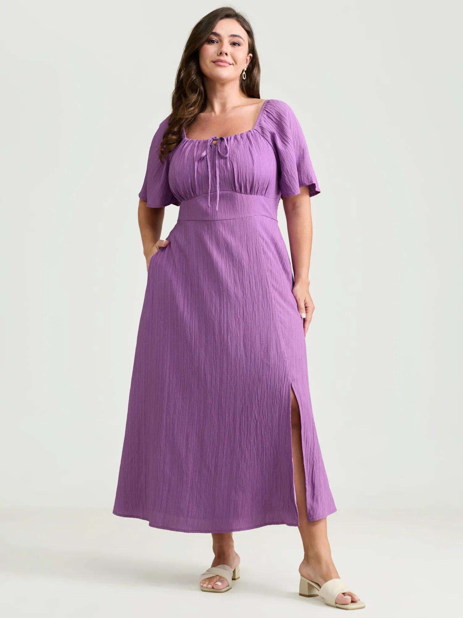 Textured Curvy Hem Bust-Friendly Slit Midi Dress sold by Bloomchic product image thumbnail 3