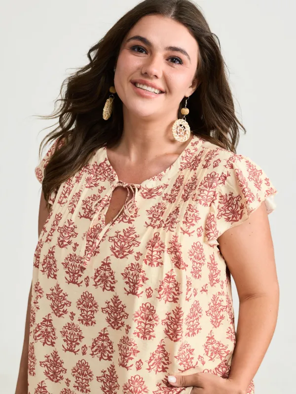 Boho Geometric Print Flutter Sleeve Blouse sold by Bloomchic