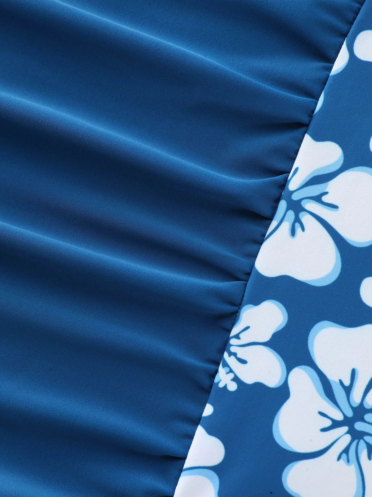 Tropical Floral Contrast Adjustable Tummy-Control Swim Top sold by Bloomchic product image thumbnail 5