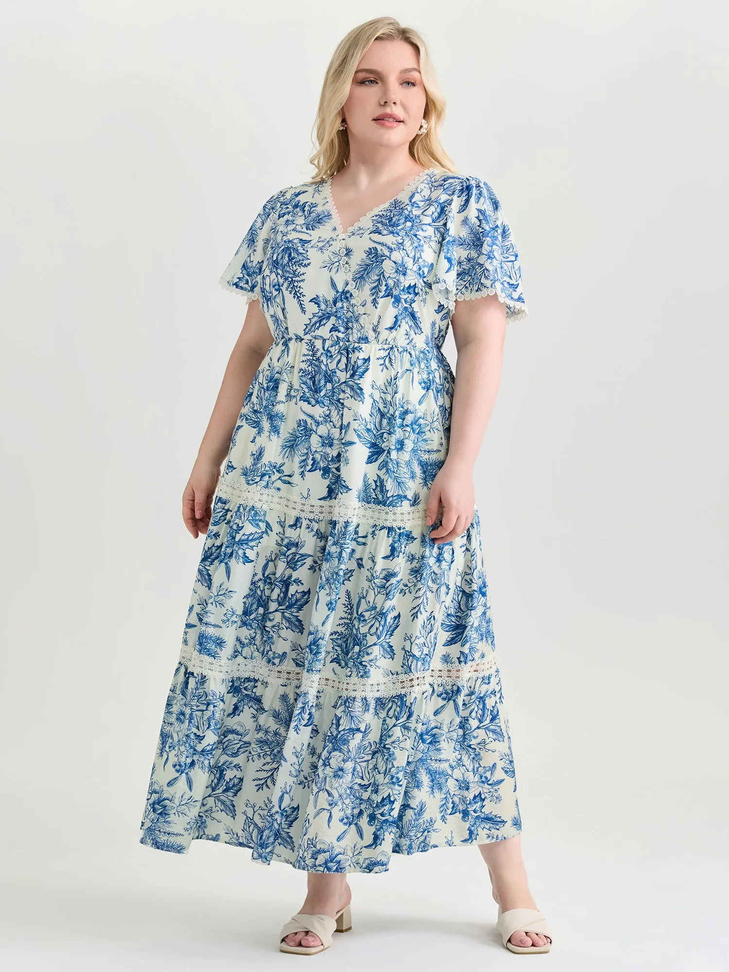 Femme Floral Print Lace Trim Maxi Dress sold by Bloomchic product image thumbnail 3