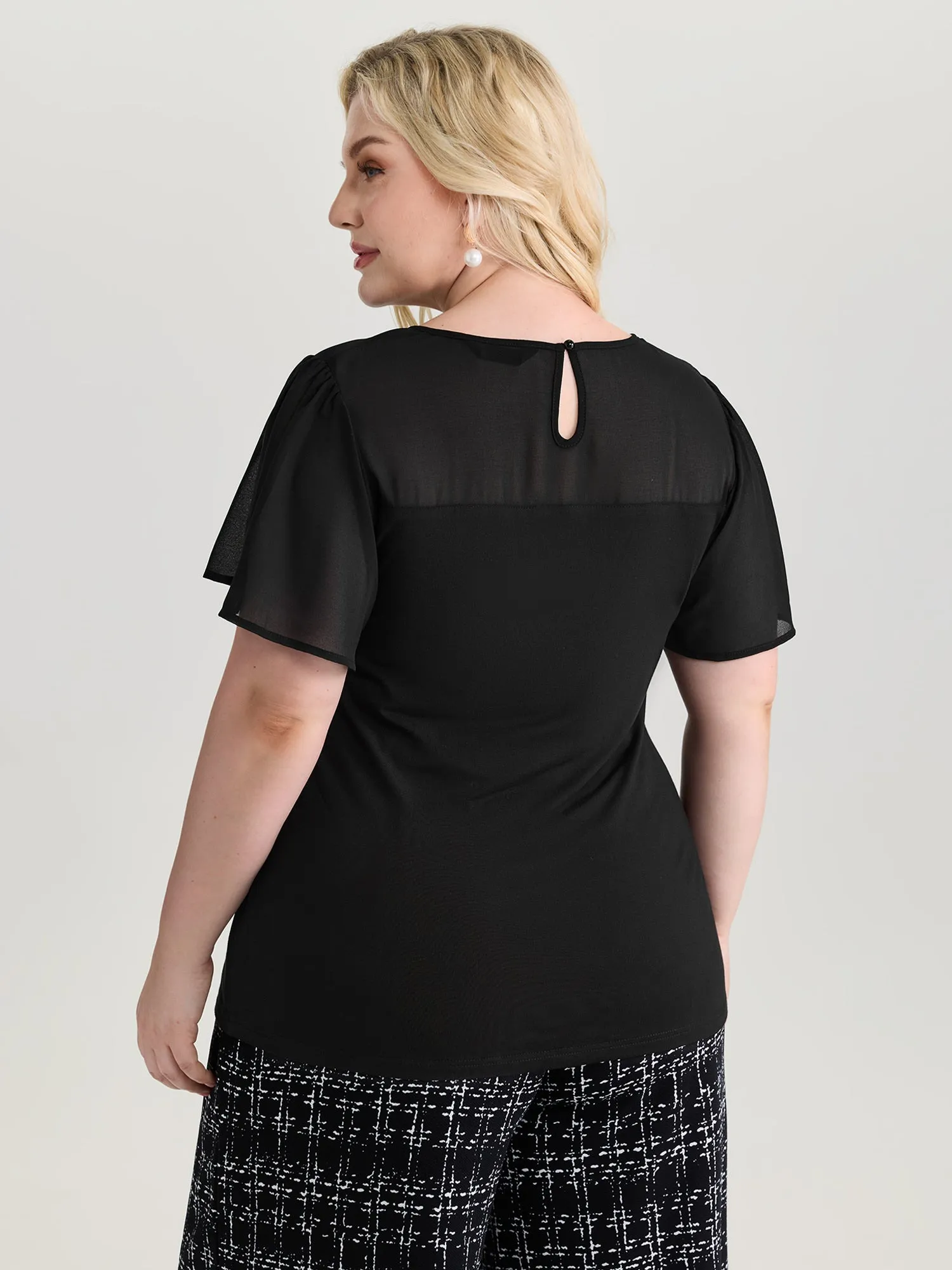 Mesh Neckline Spliced Fitted Knit Top sold by Bloomchic product image thumbnail 5