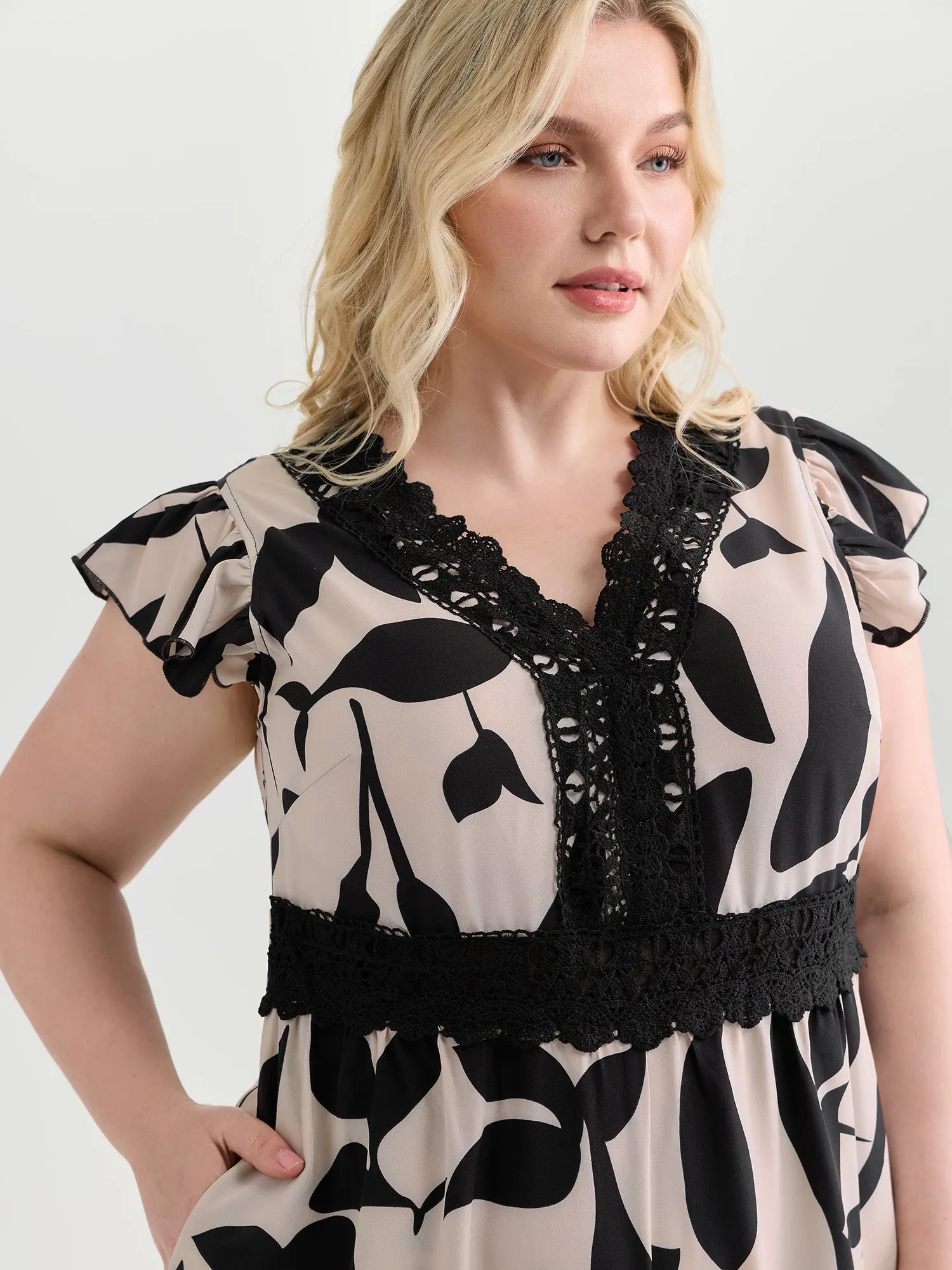 Silhouette Flower Lace Waist-Defining Jumpsuit sold by Bloomchic product image thumbnail 2