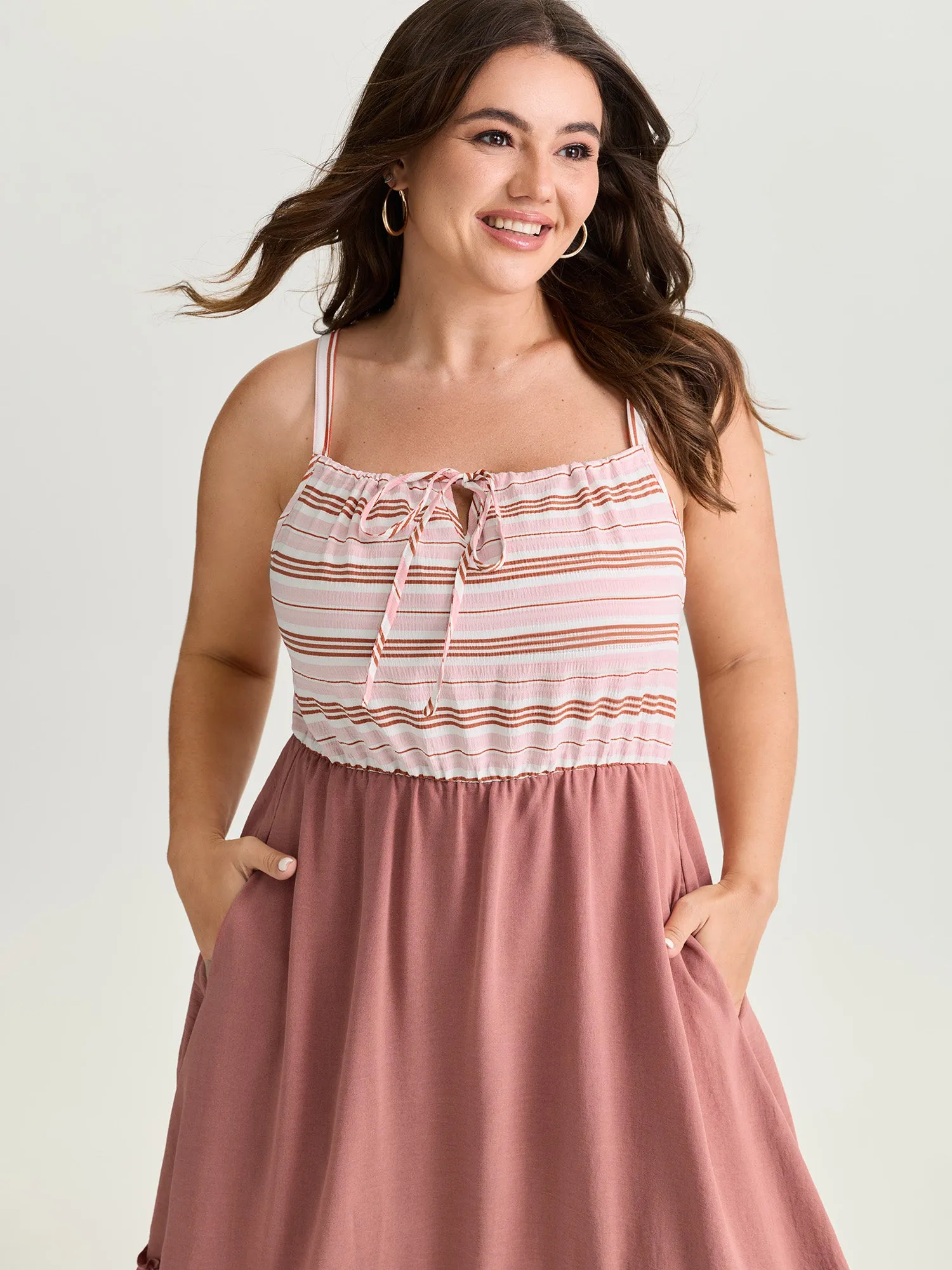Striped Color Contrast Tiered Midi Dress sold by Bloomchic product image thumbnail 2