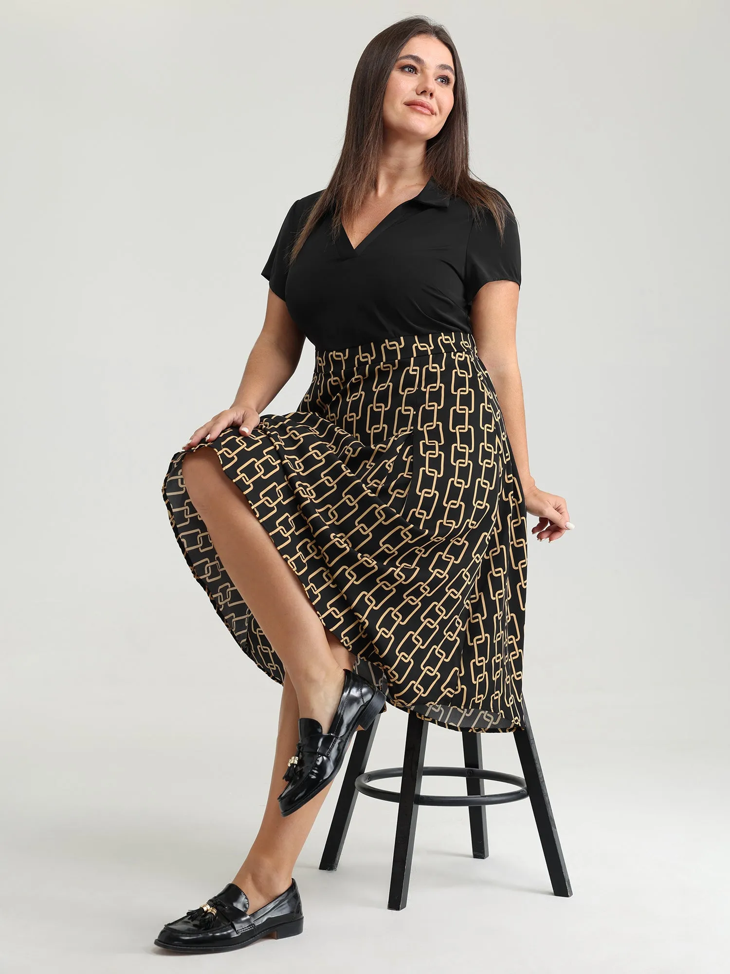 Geometric Print Collar Contrast Midi Dress sold by Bloomchic