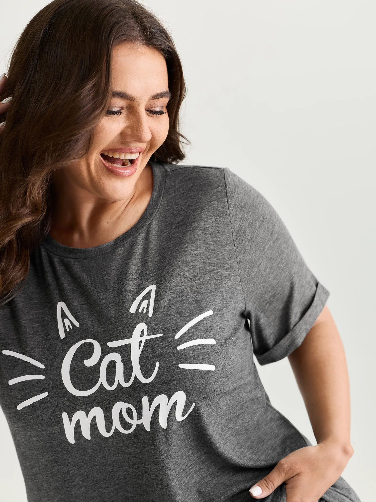 Supersoft Cute Cat Mom Round Neck T-Shirt sold by Bloomchic product image thumbnail 2