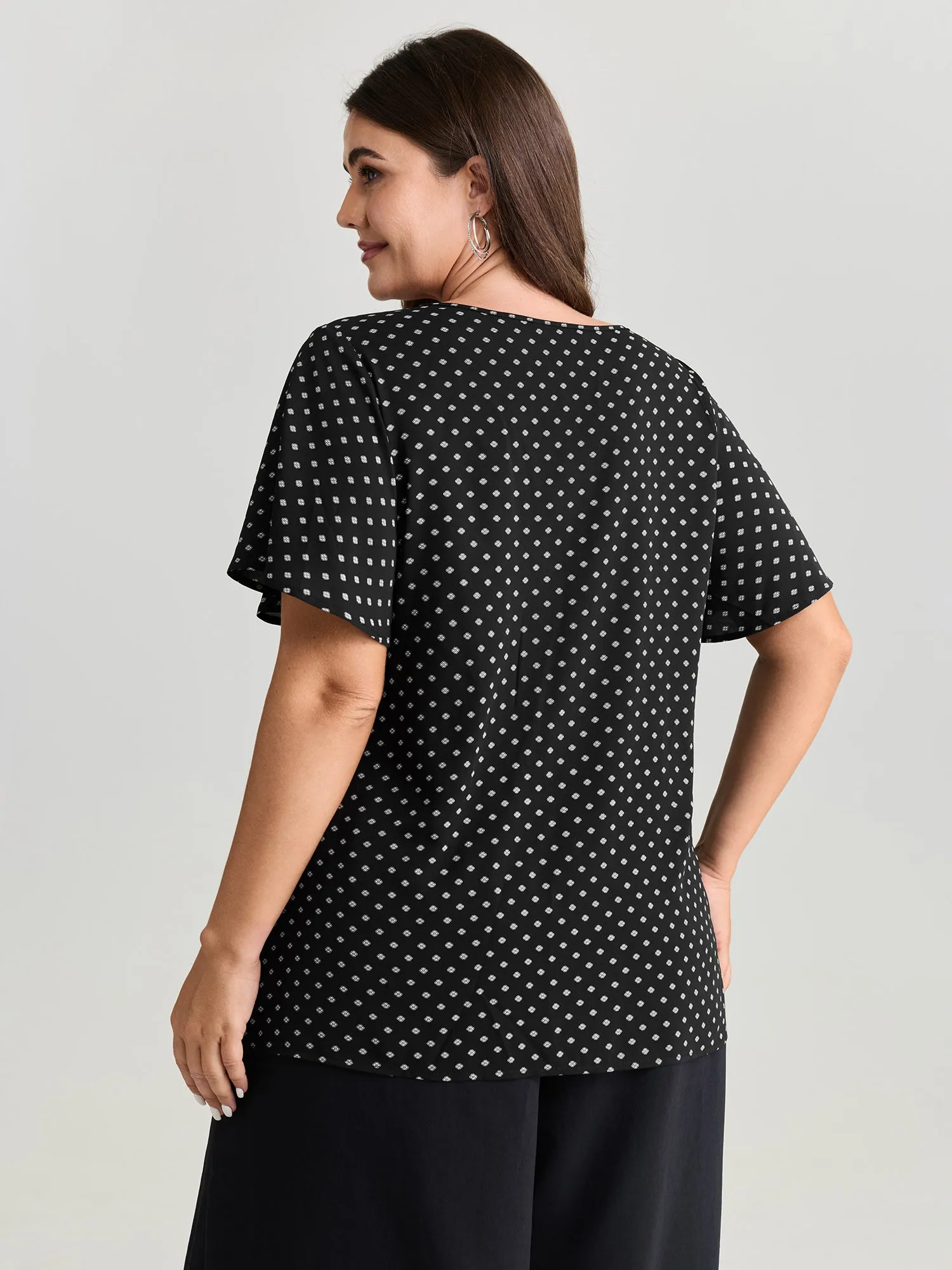 Geometric Print Pleated Front Blouse sold by Bloomchic product image thumbnail 4