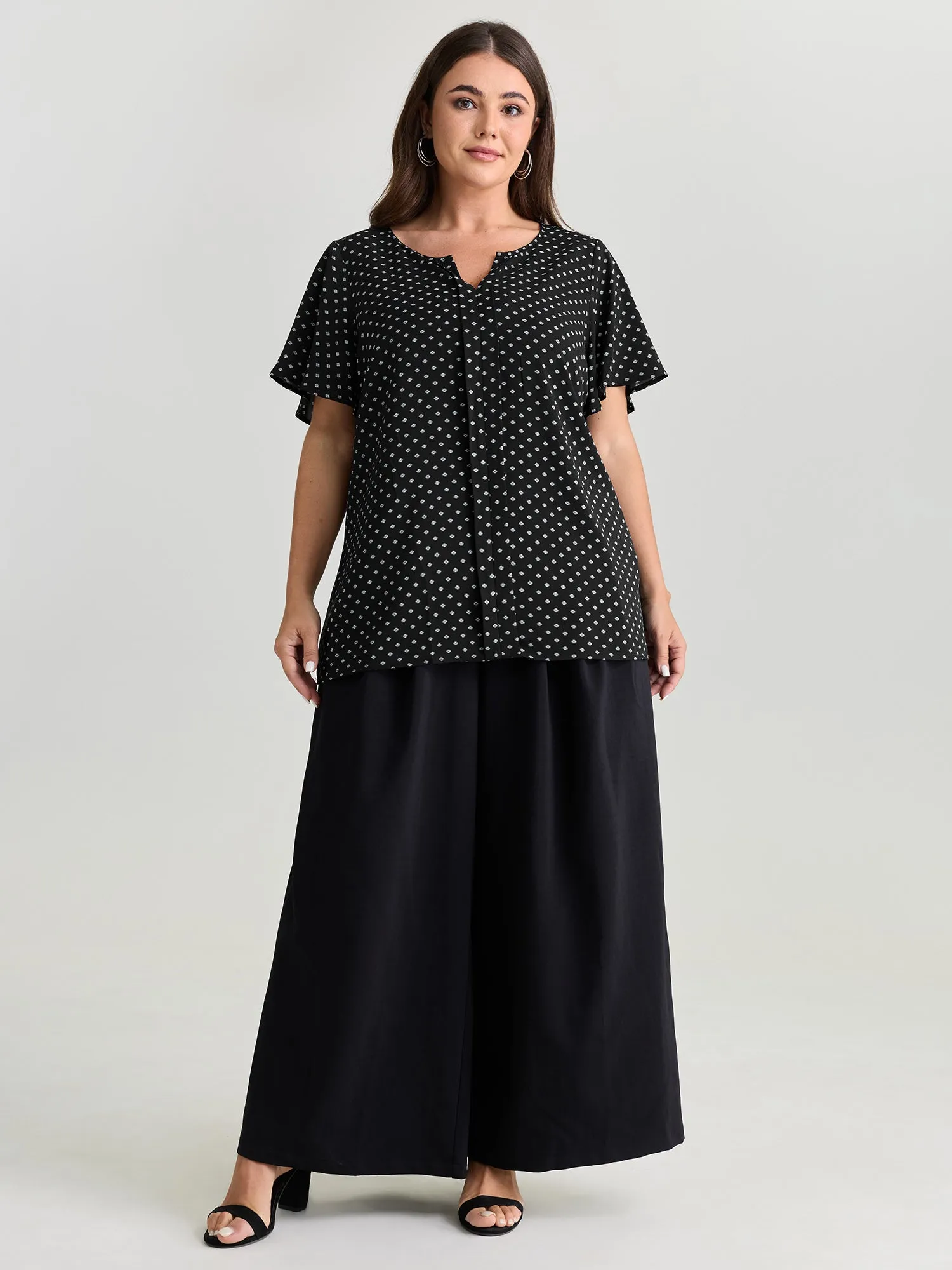 Geometric Print Pleated Front Blouse sold by Bloomchic product image thumbnail 3
