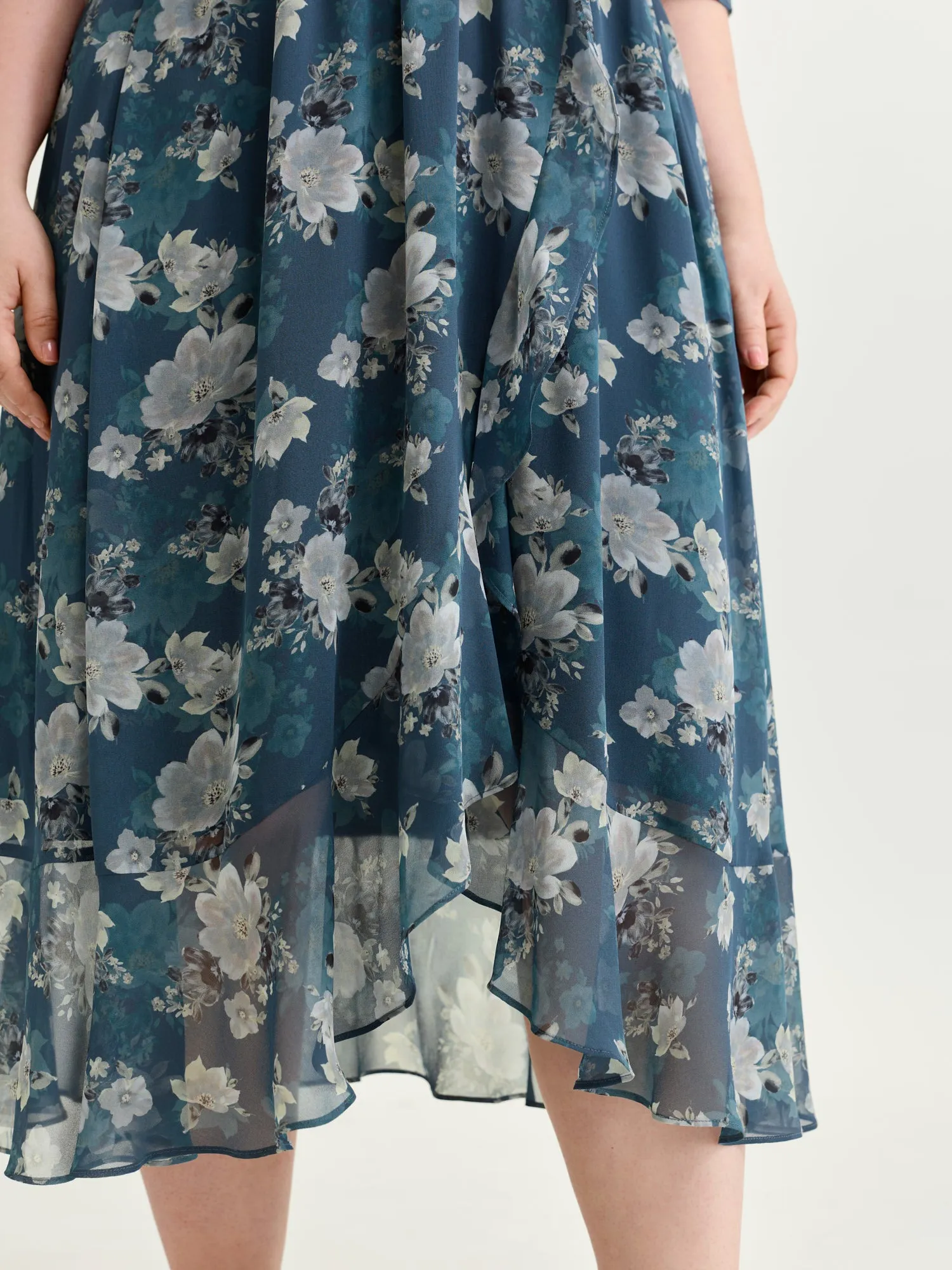 Floral Print Cold-Shoulder Midi Dress sold by Bloomchic product image thumbnail 3
