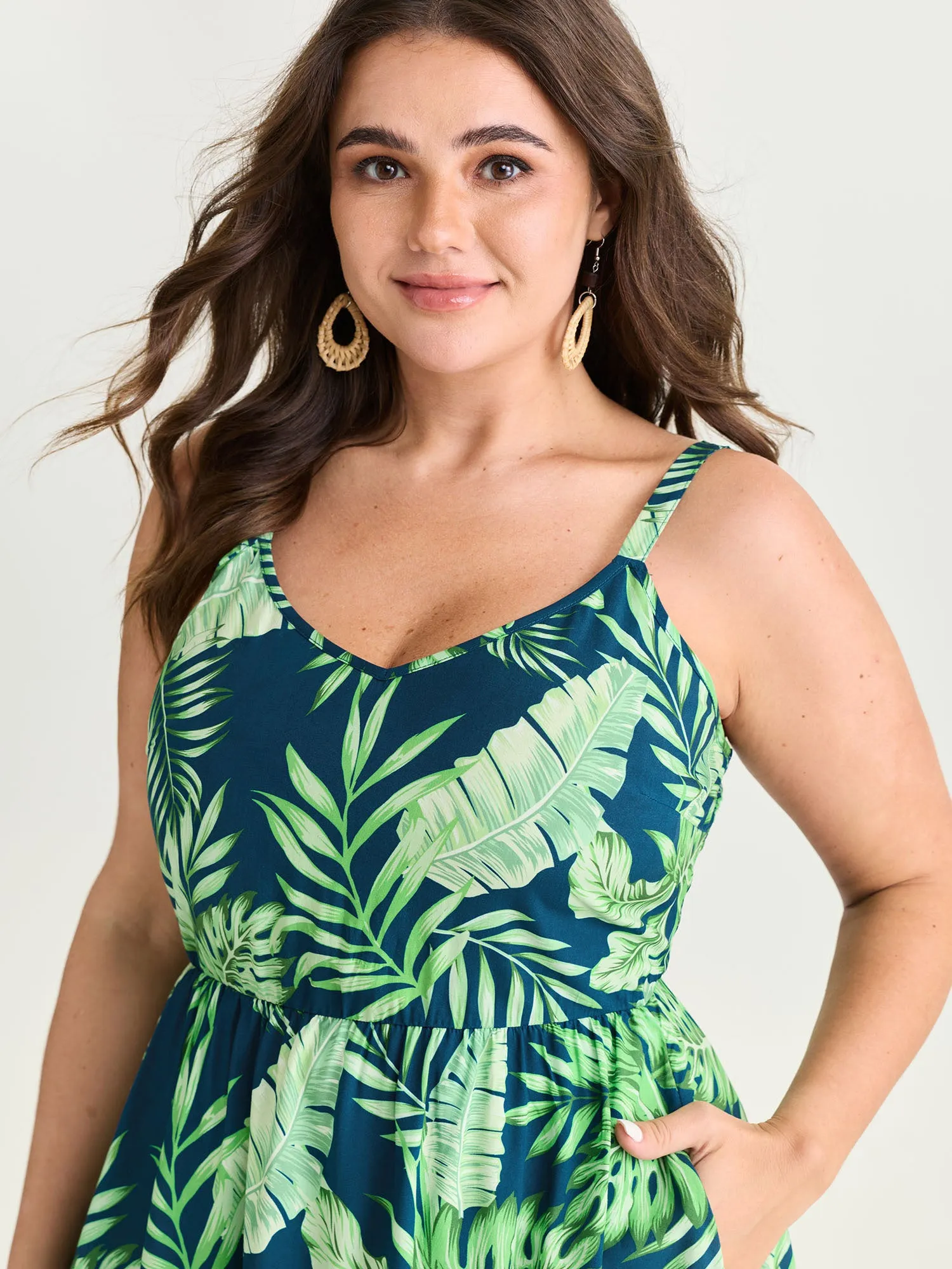 Tropical Plant Print V-Neck Midi Dress sold by Bloomchic product image thumbnail 2