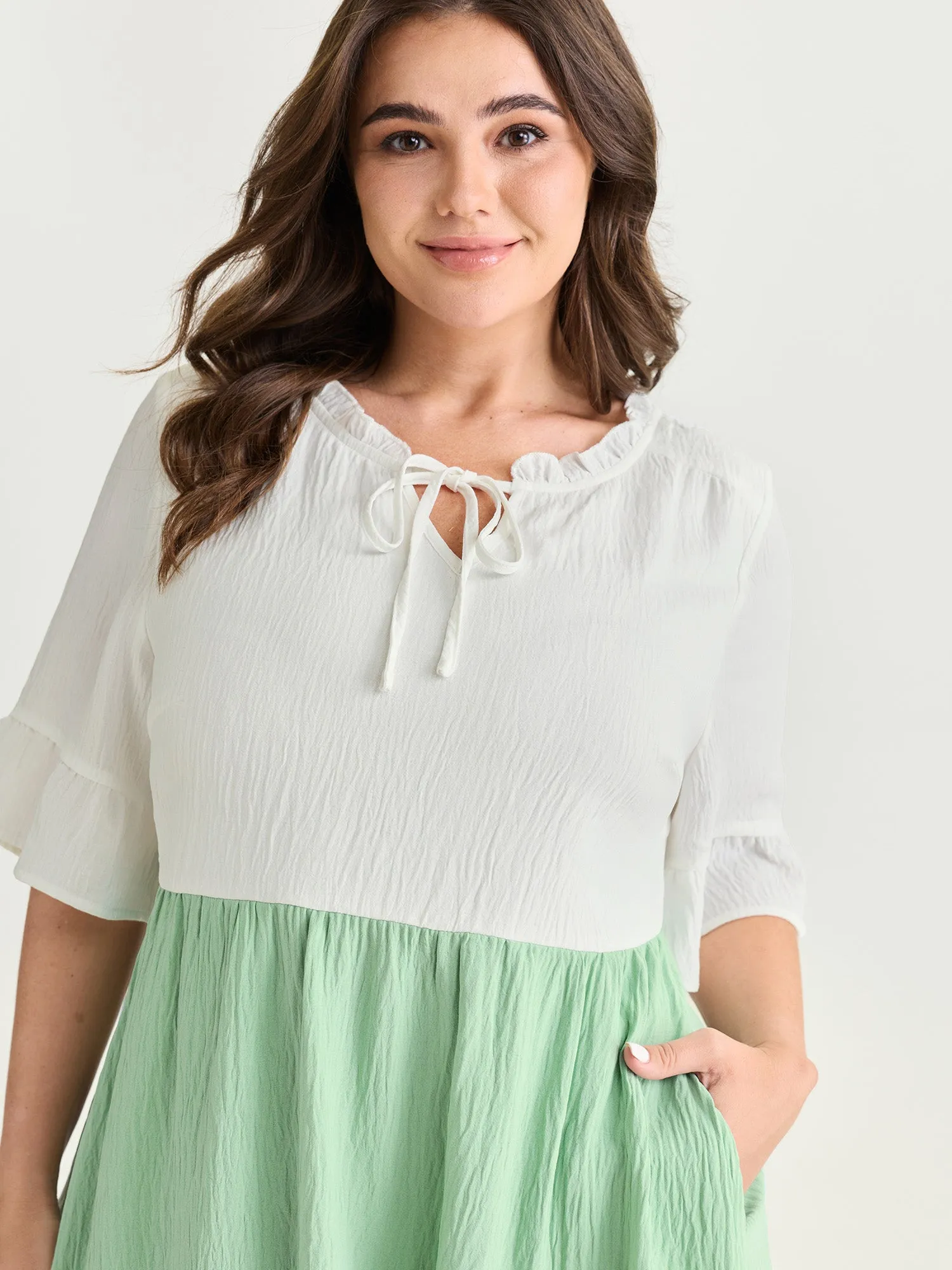 Colorblock Drawstring Neckline Tiered Mini Dress sold by Bloomchic product image thumbnail 2