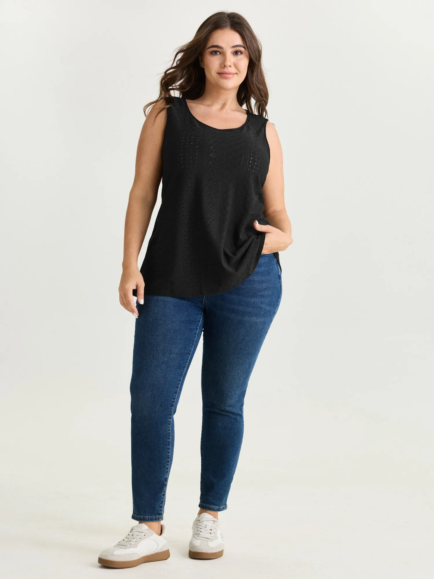 Stretchy Textured Round Neck Tank Top sold by Bloomchic product image thumbnail 3
