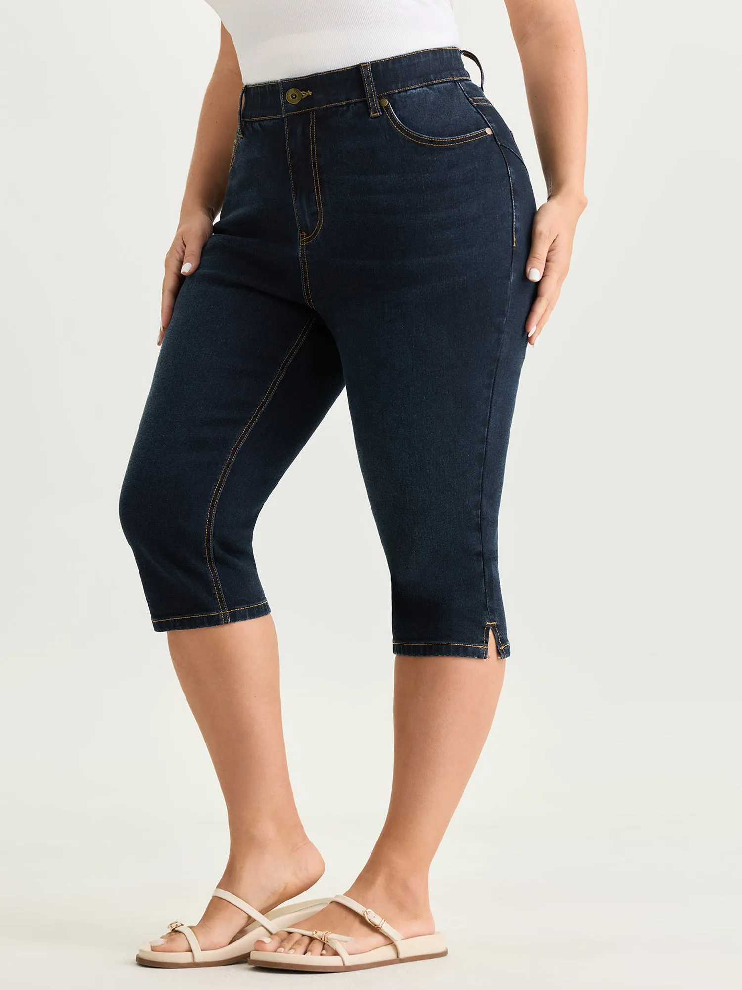 Stretchy Skinny-Fit Capri Jeans sold by Bloomchic product image thumbnail 2