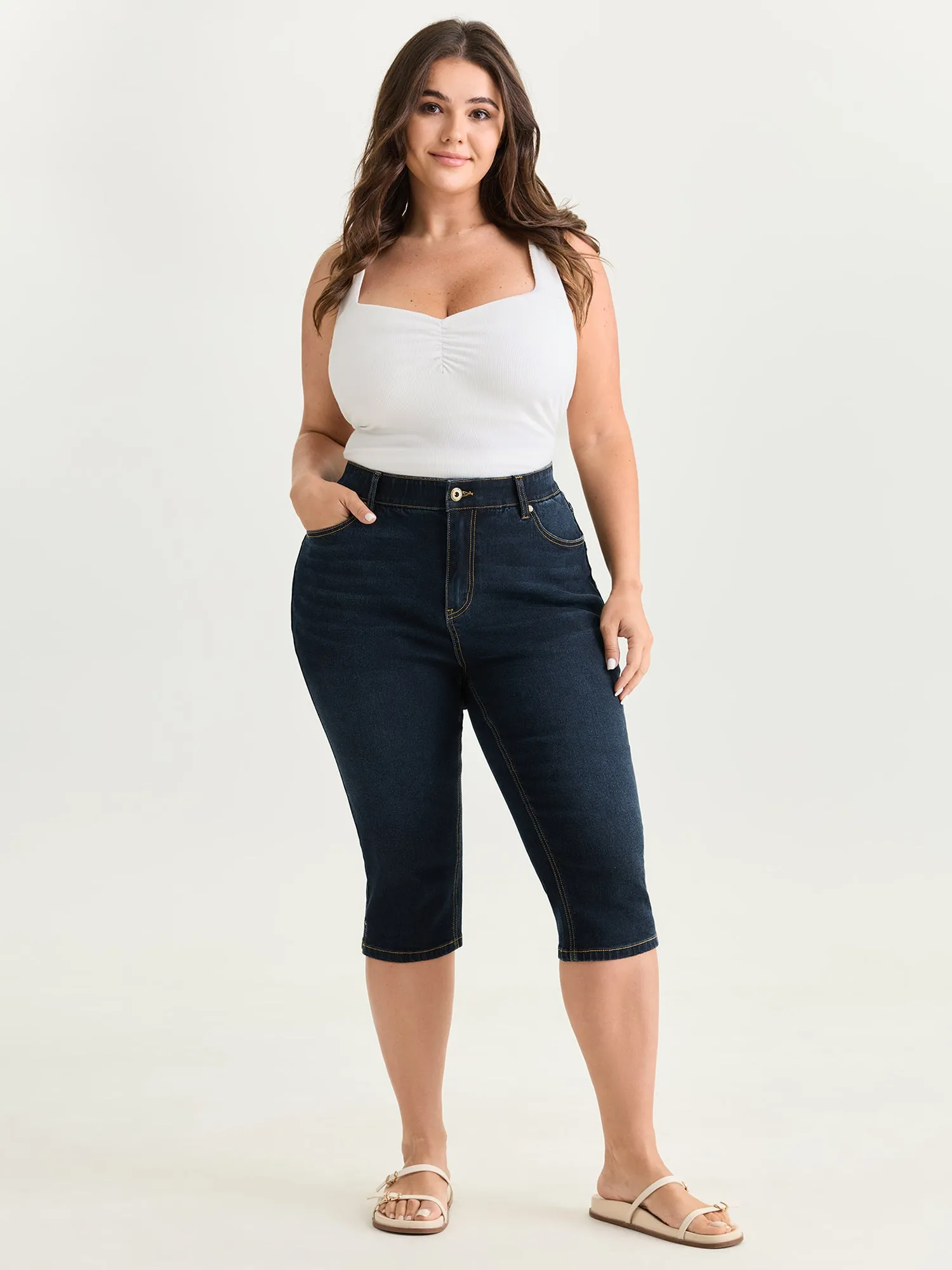 Stretchy Skinny-Fit Capri Jeans sold by Bloomchic