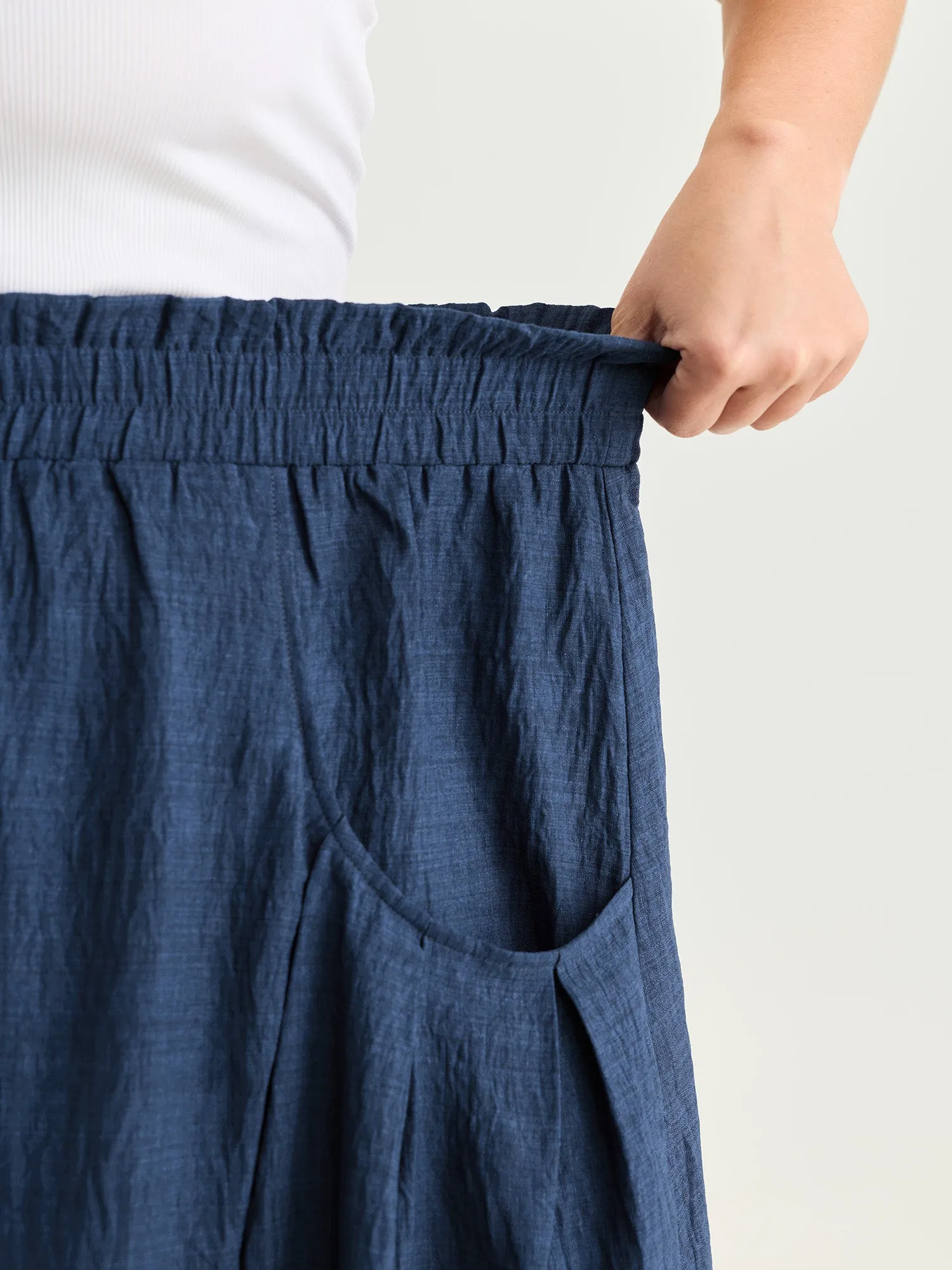 Drop Pockets Pleated Maxi Skirt sold by Bloomchic product image thumbnail 4