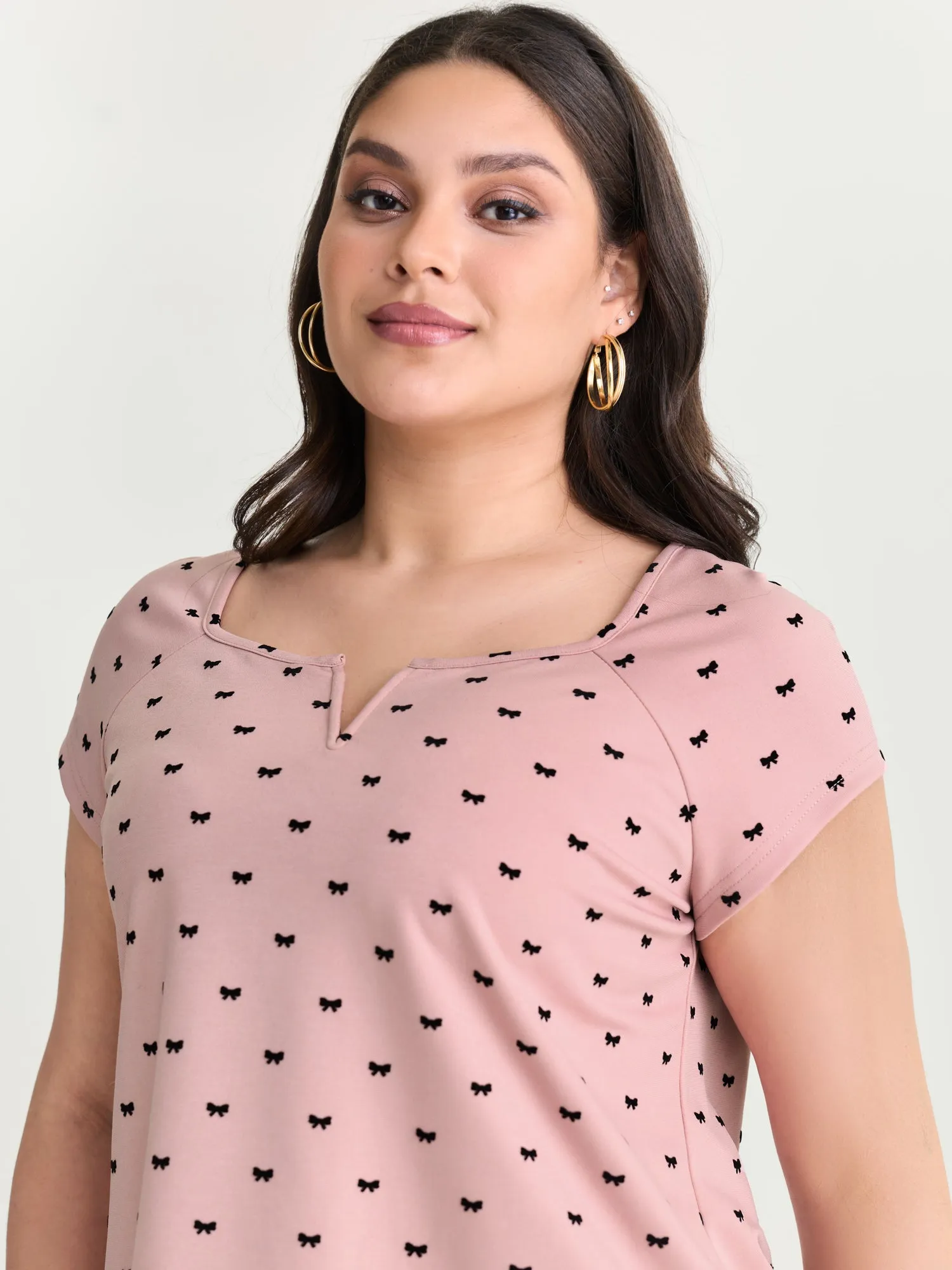 Stretchy Bowknot Print Split Neck T-Shirt sold by Bloomchic product image thumbnail 2