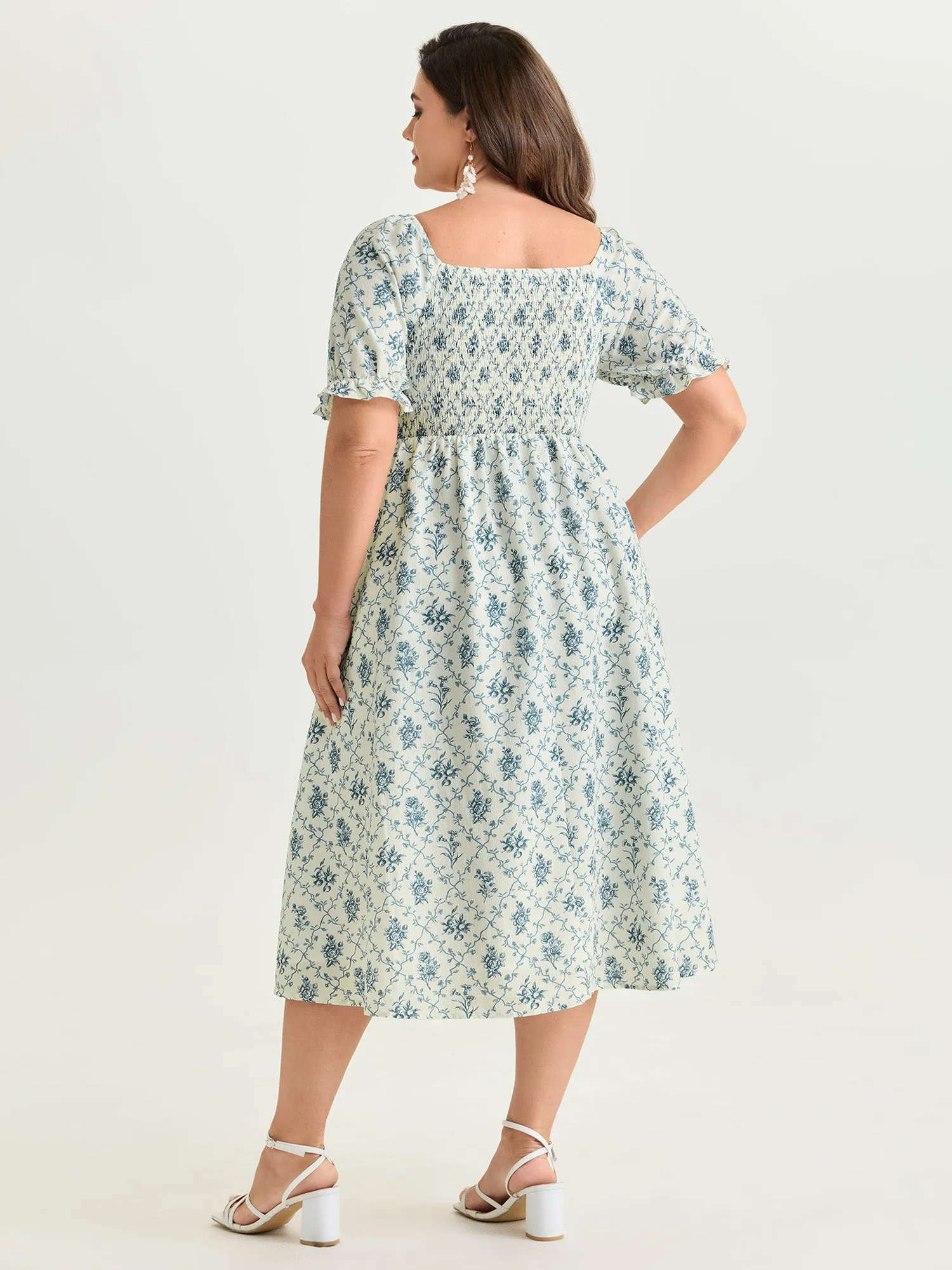 Floral Print Shirred Bodice Flowy Midi Dress sold by Bloomchic product image thumbnail 4