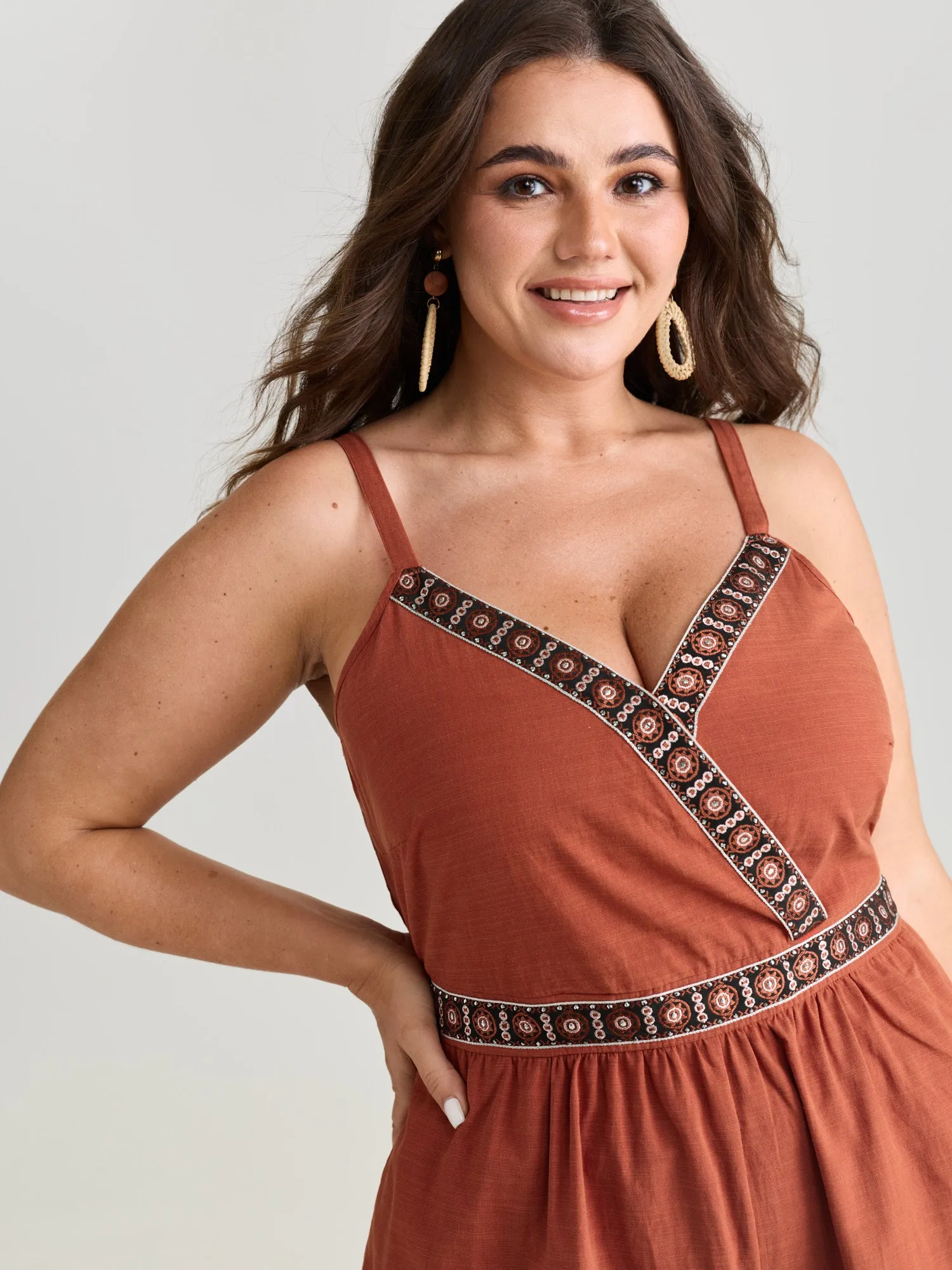 Contrast Edges Surplice Neckline Romper sold by Bloomchic product image thumbnail 2