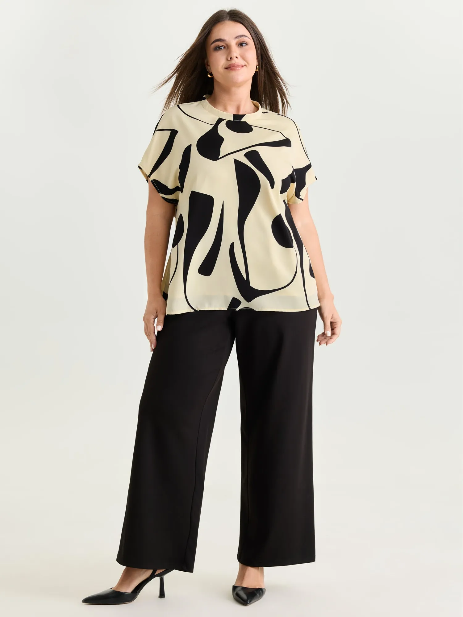 Supersoft Abstract Print Breathable Blouse sold by Bloomchic product image thumbnail 3
