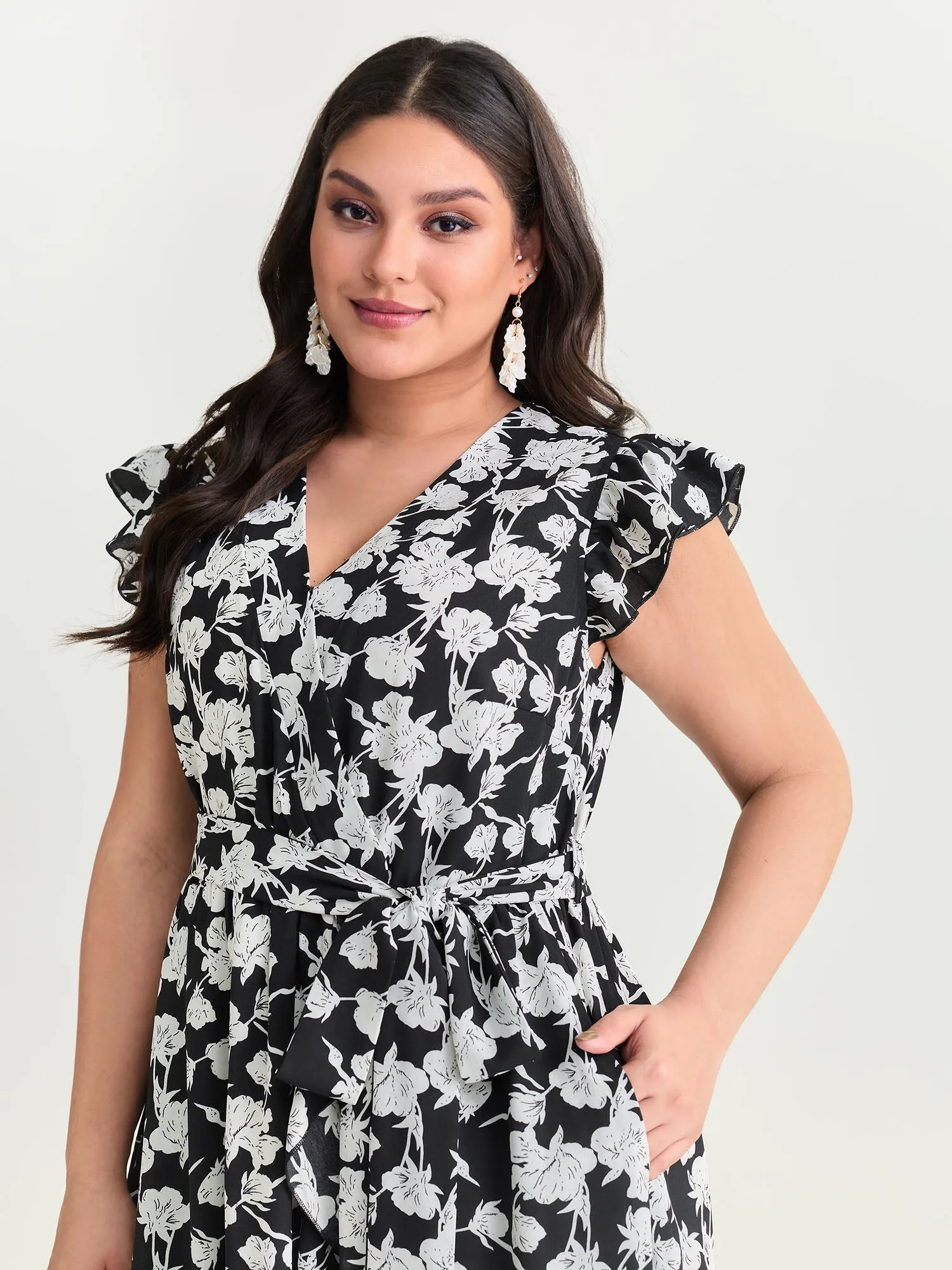 Floral Print Wrap Neckline Side Tie Midi Dress sold by Bloomchic product image thumbnail 2